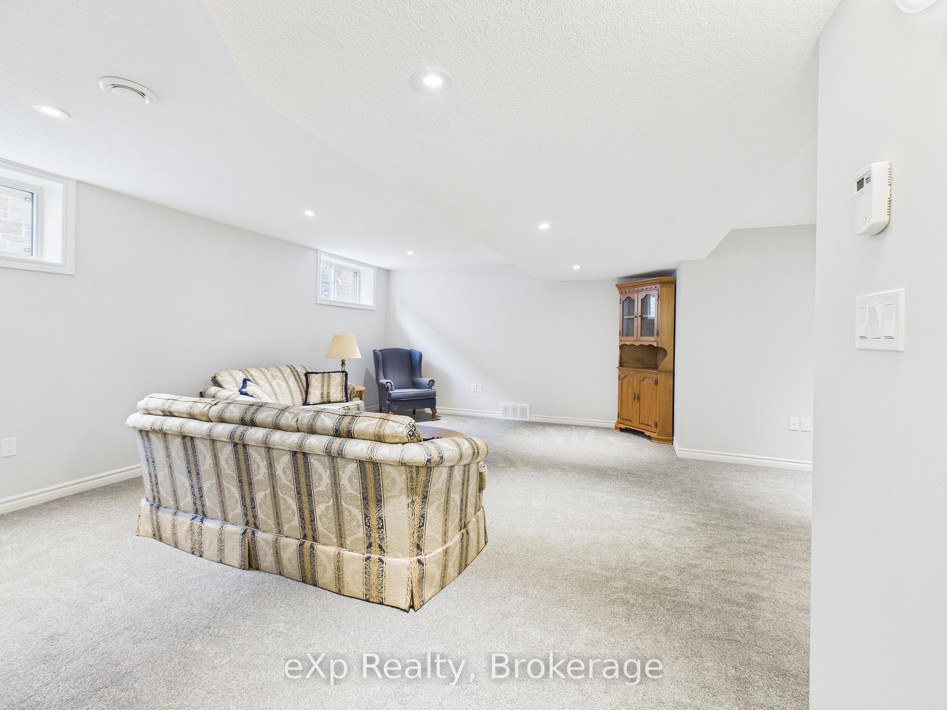494 Ivings Drive photo 36