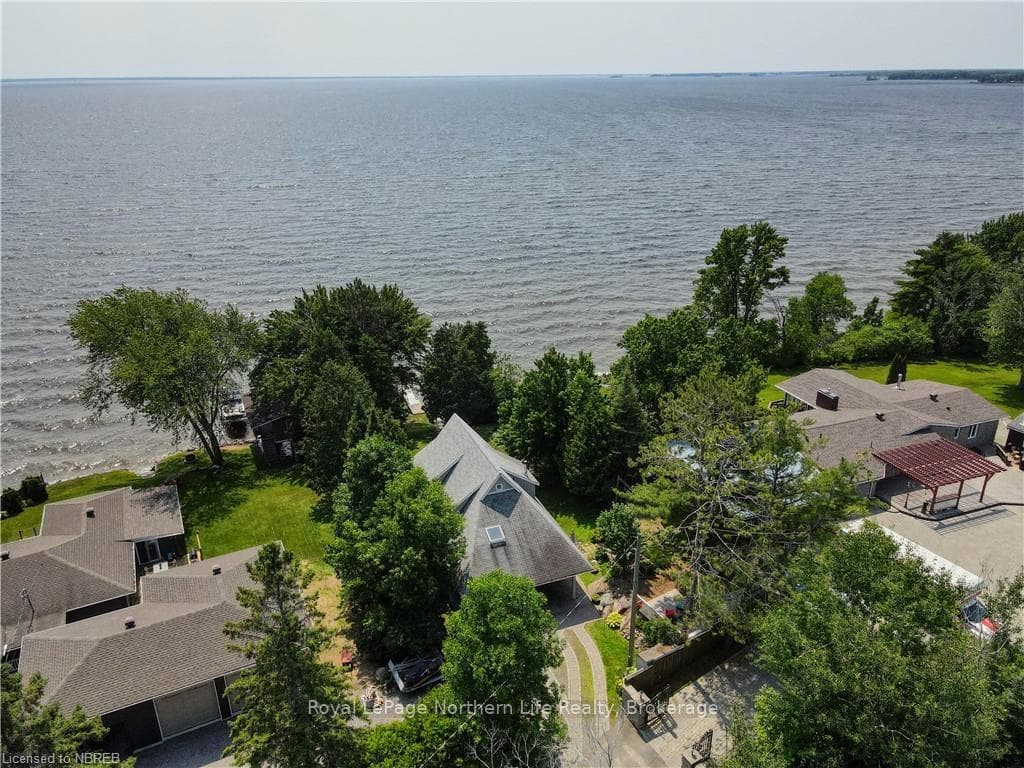 220 Du Lac Promenade photo 6