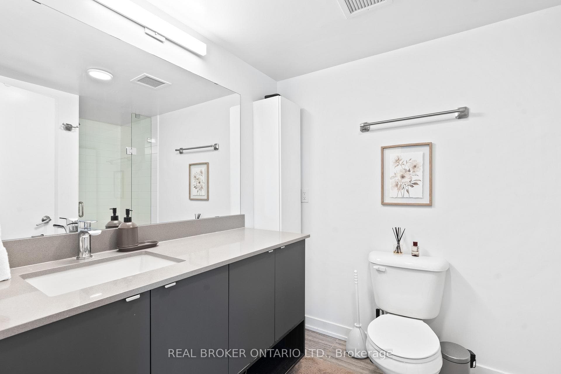 1121 Cooke Boulevard Unit 1 photo 25
