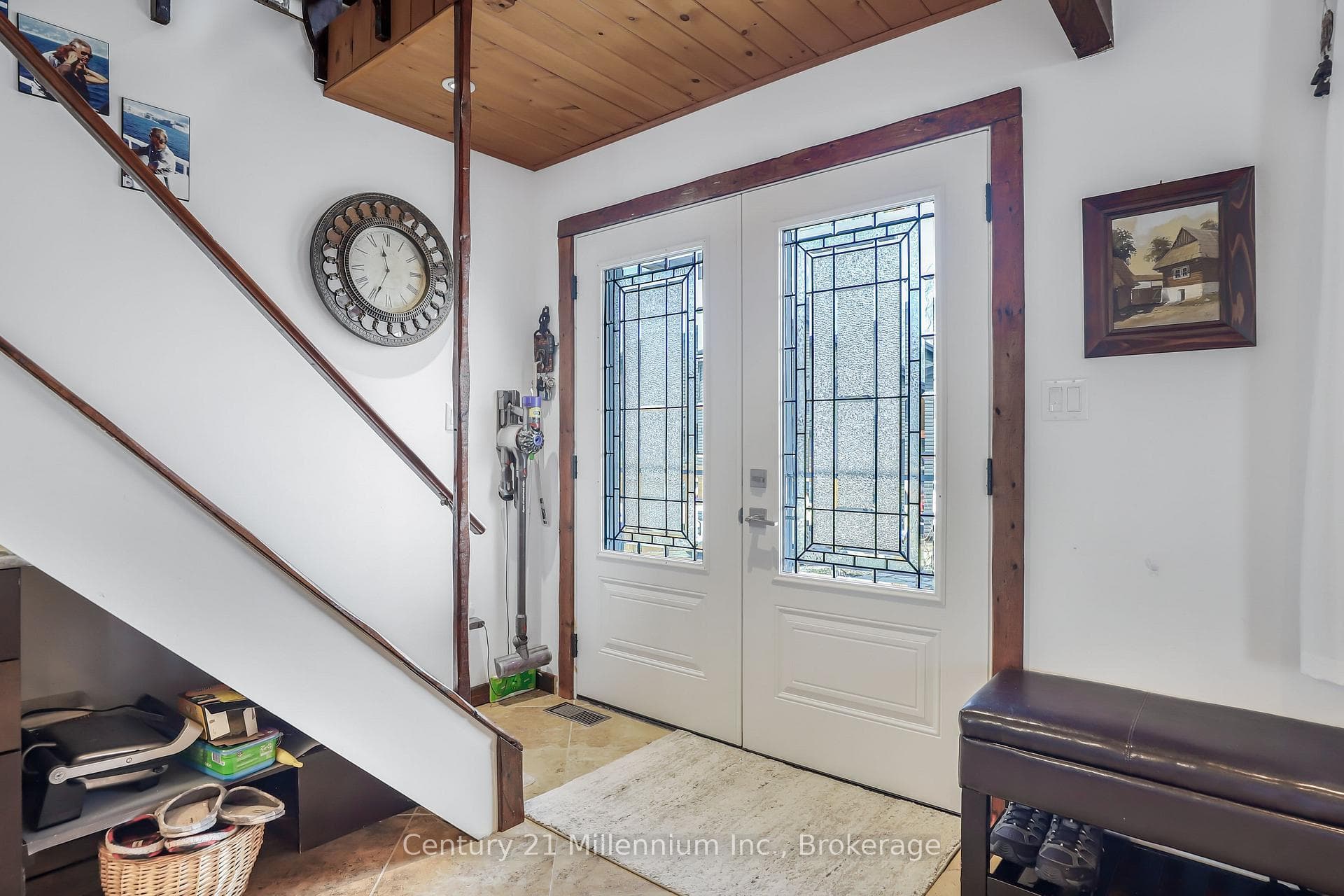 446 Manley Crescent photo 5