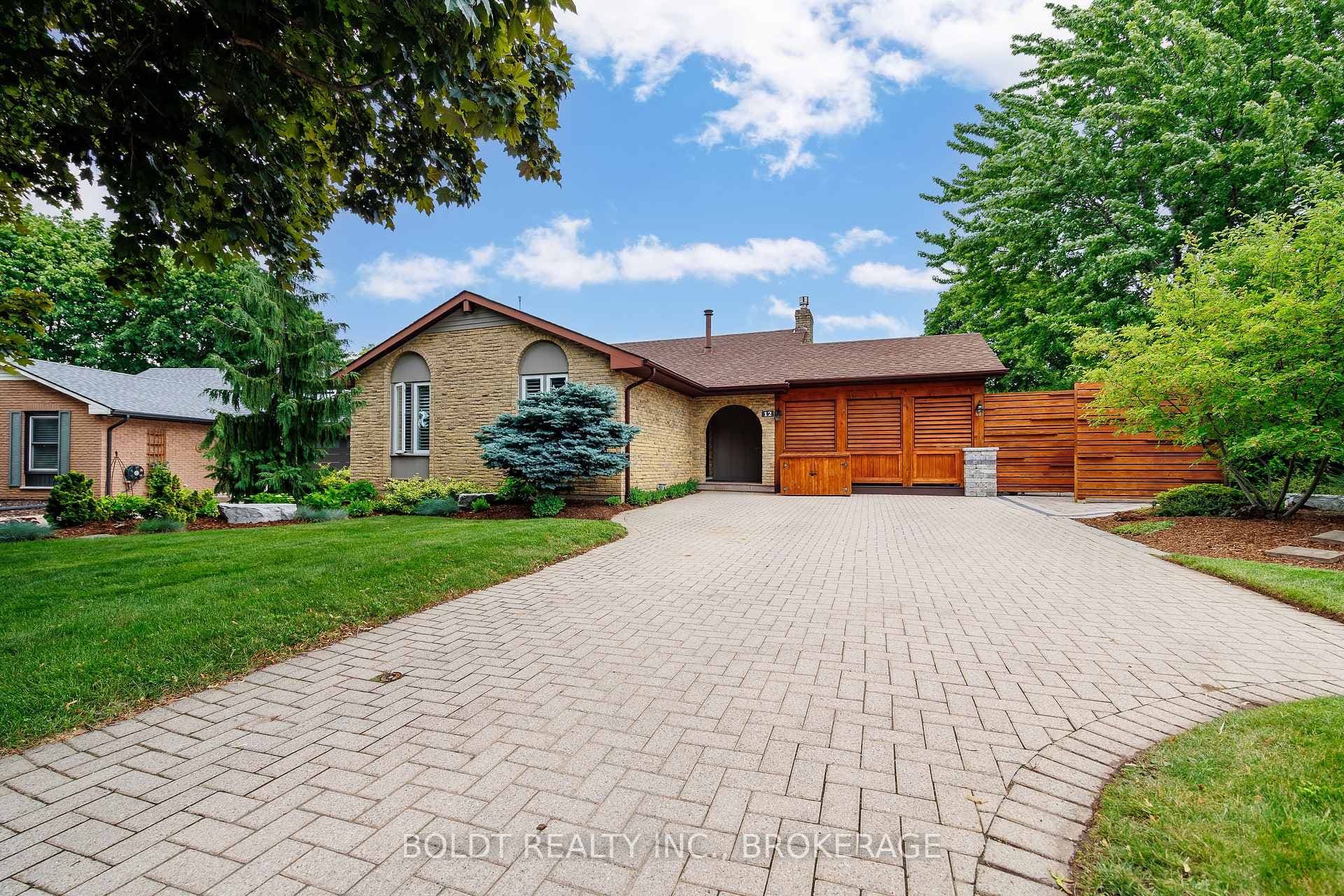 12 Cole Farm Boulevard photo 4