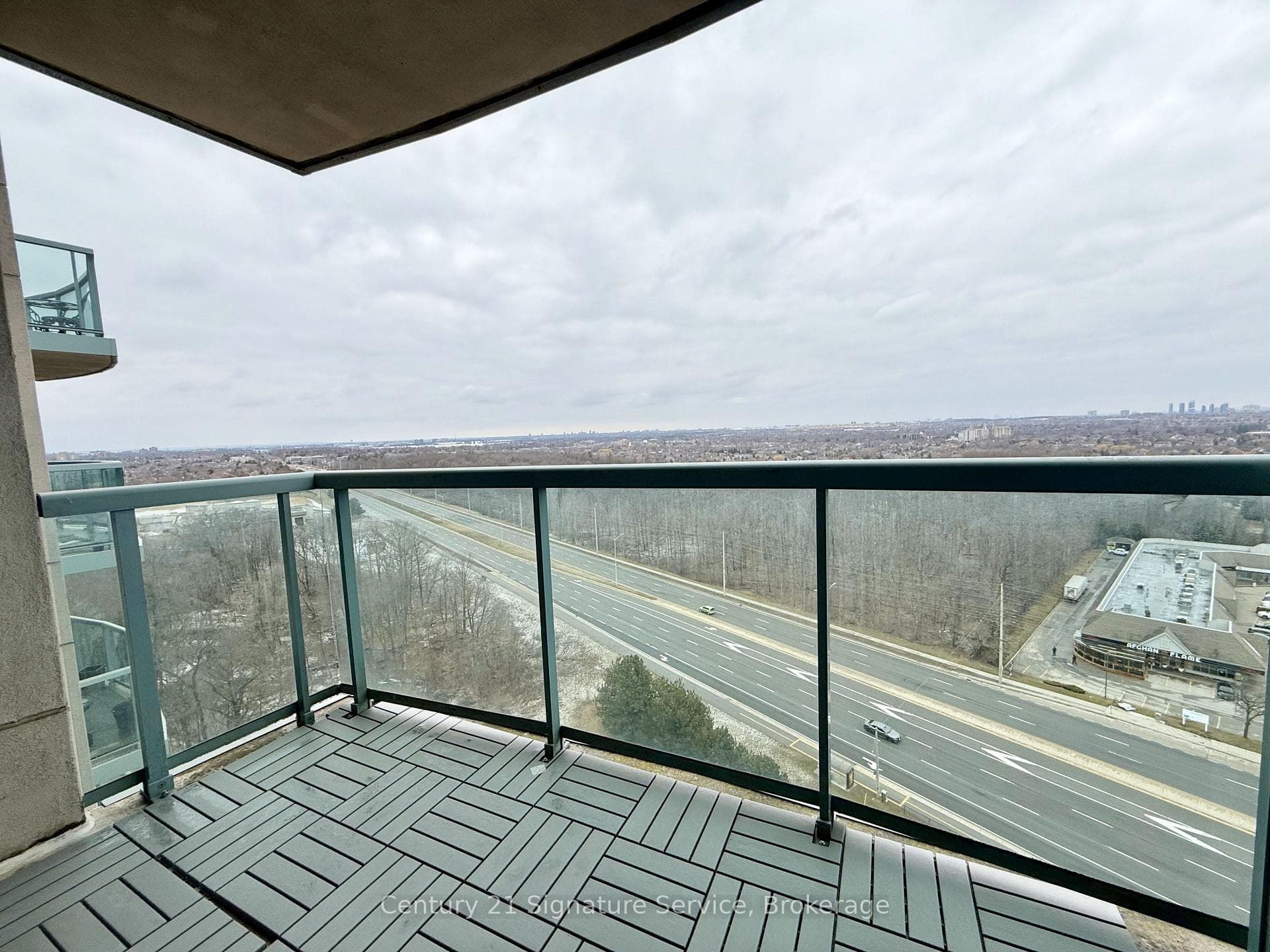 2545 Erin Centre Boulevard Unit 1802 photo 20
