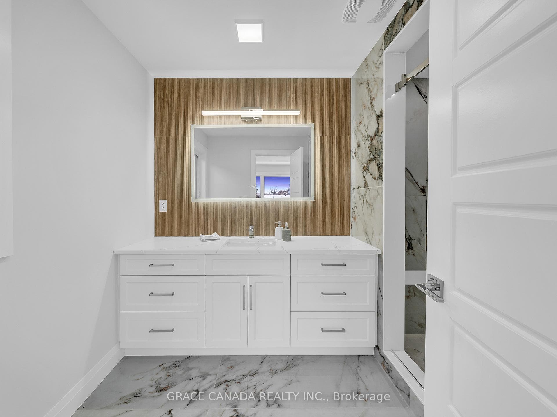 118 Bear Street photo 24
