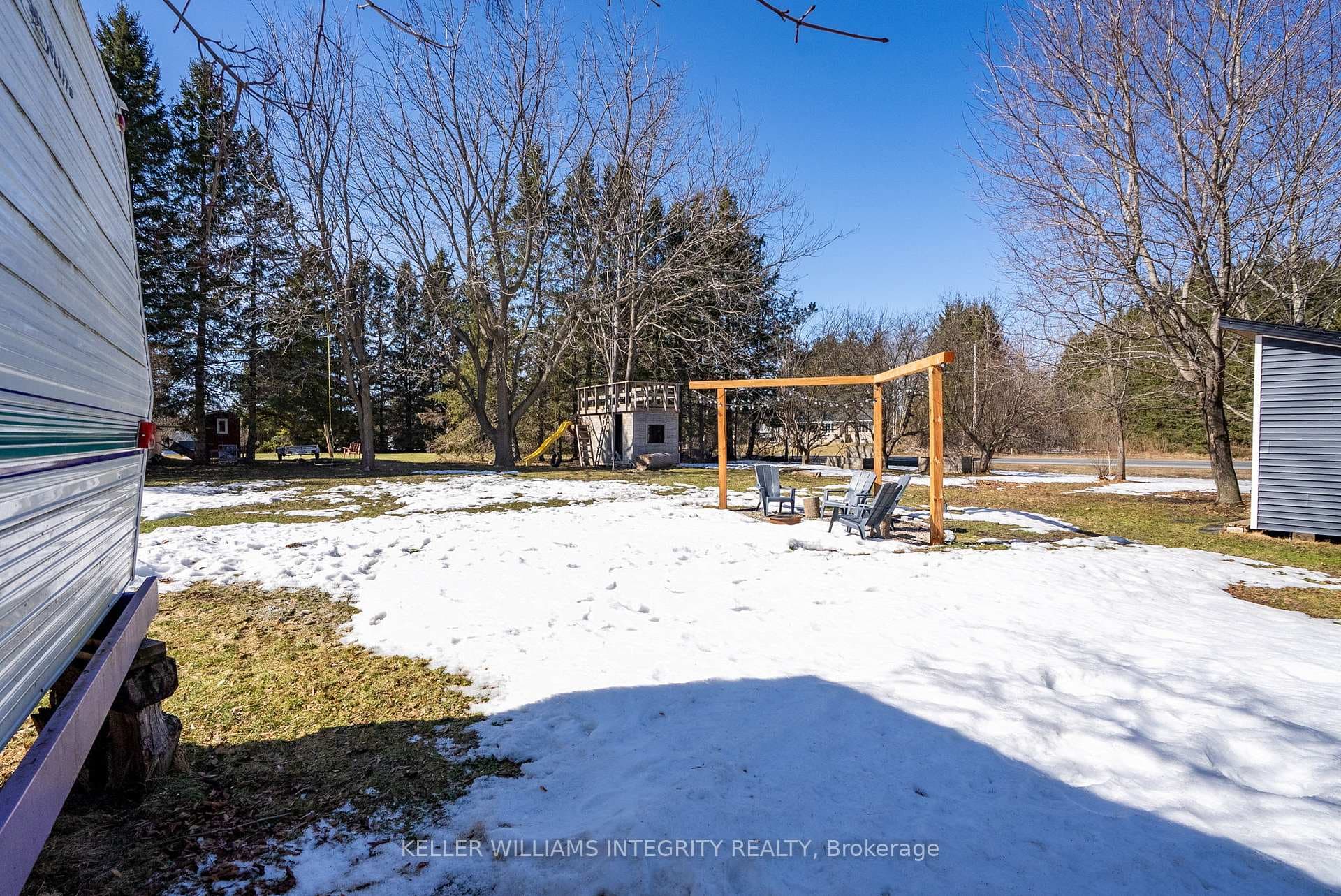 17031 Chevrier Street photo 38