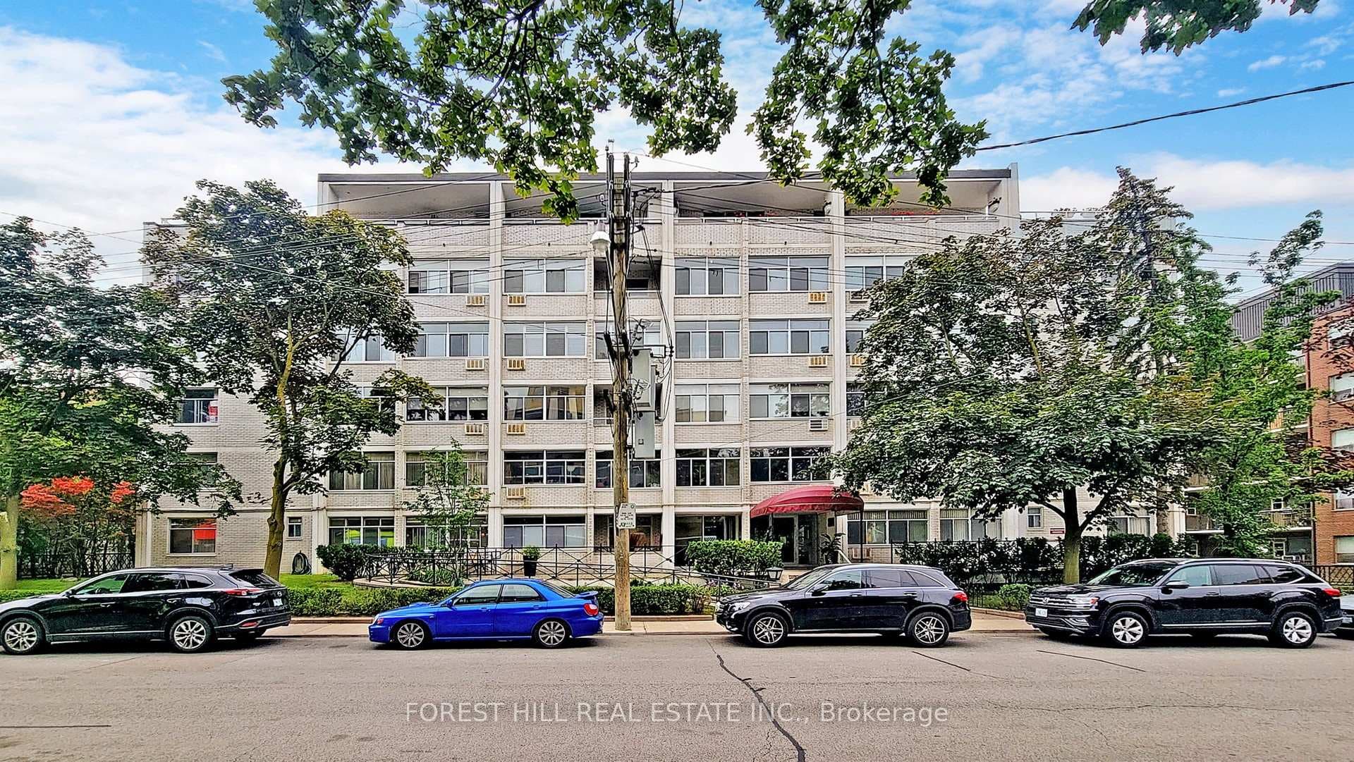 335 Lonsdale Road Unit 109 photo 2