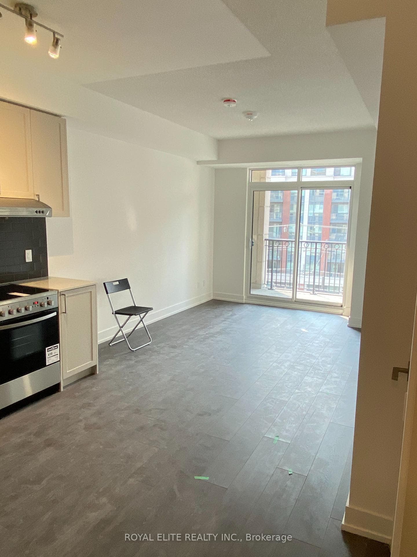 268 Buchanan Drive Unit 612W photo 23