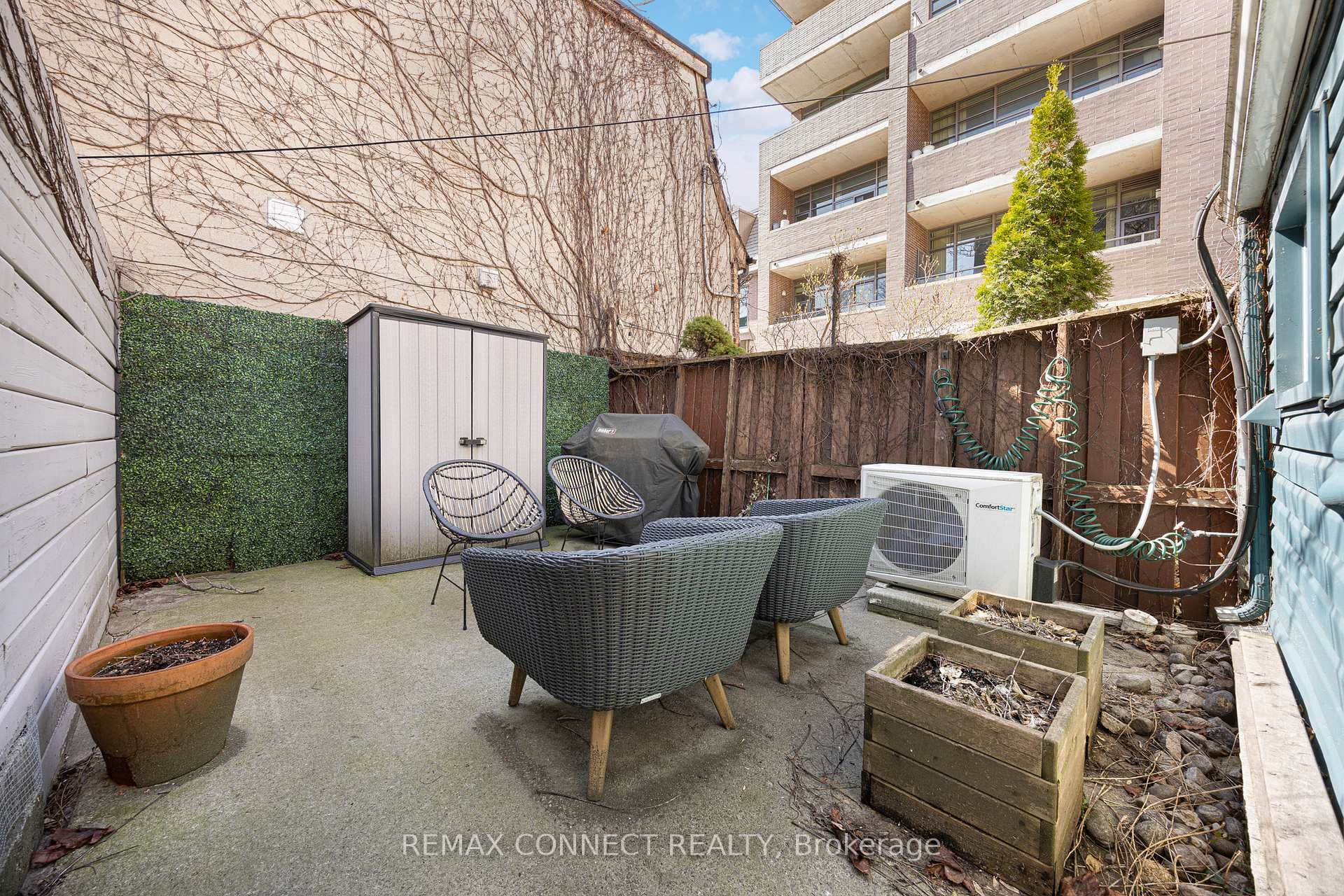 553 King Street photo 29