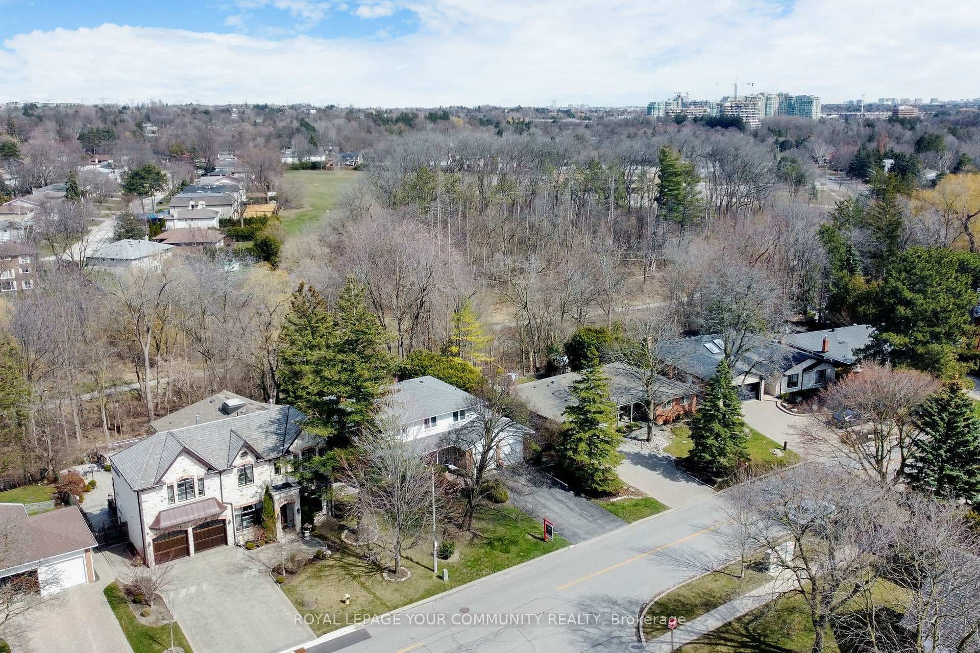 163 Bay Thorn Drive photo 39