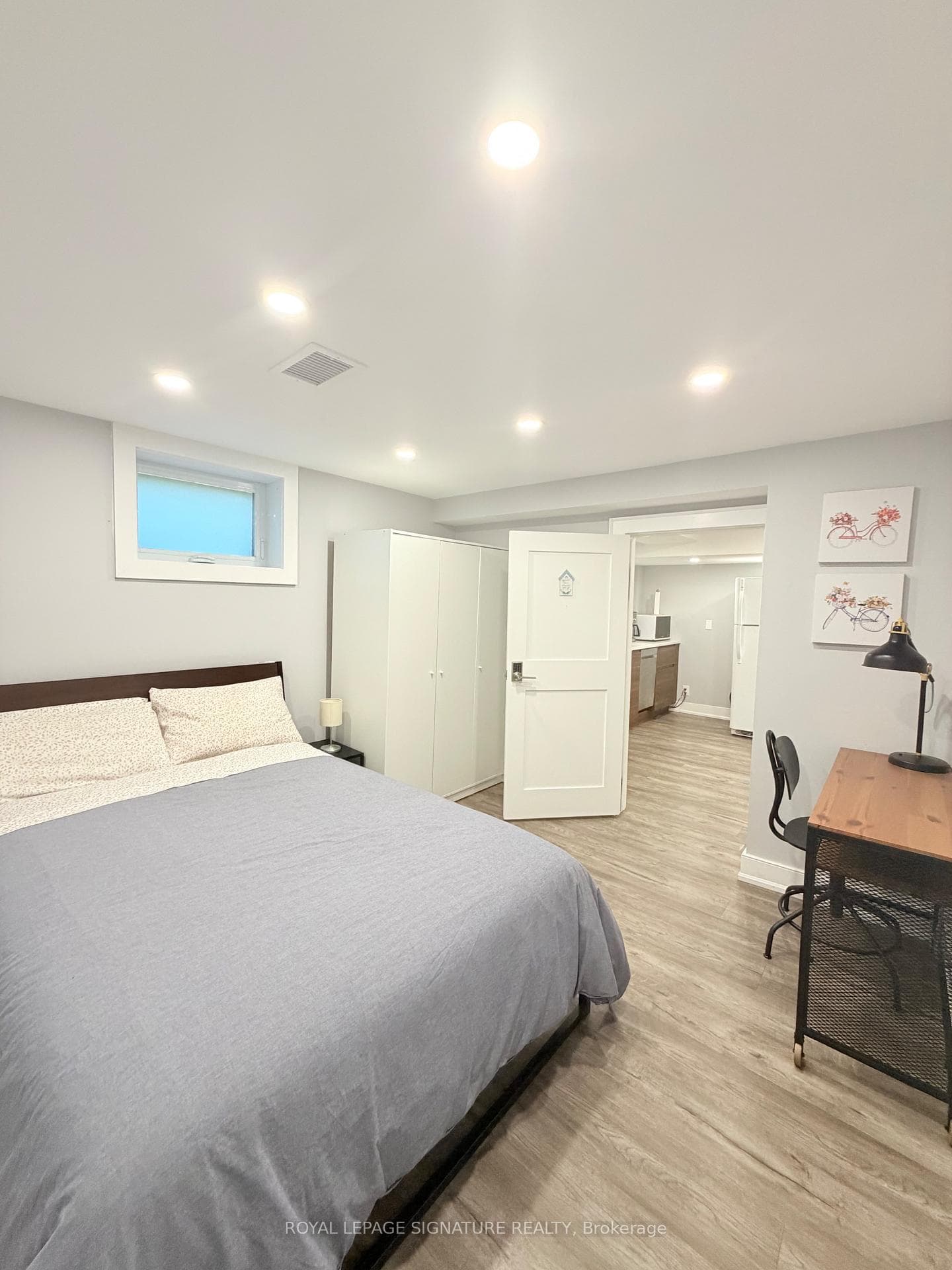 104 Great Oak Drive photo 36