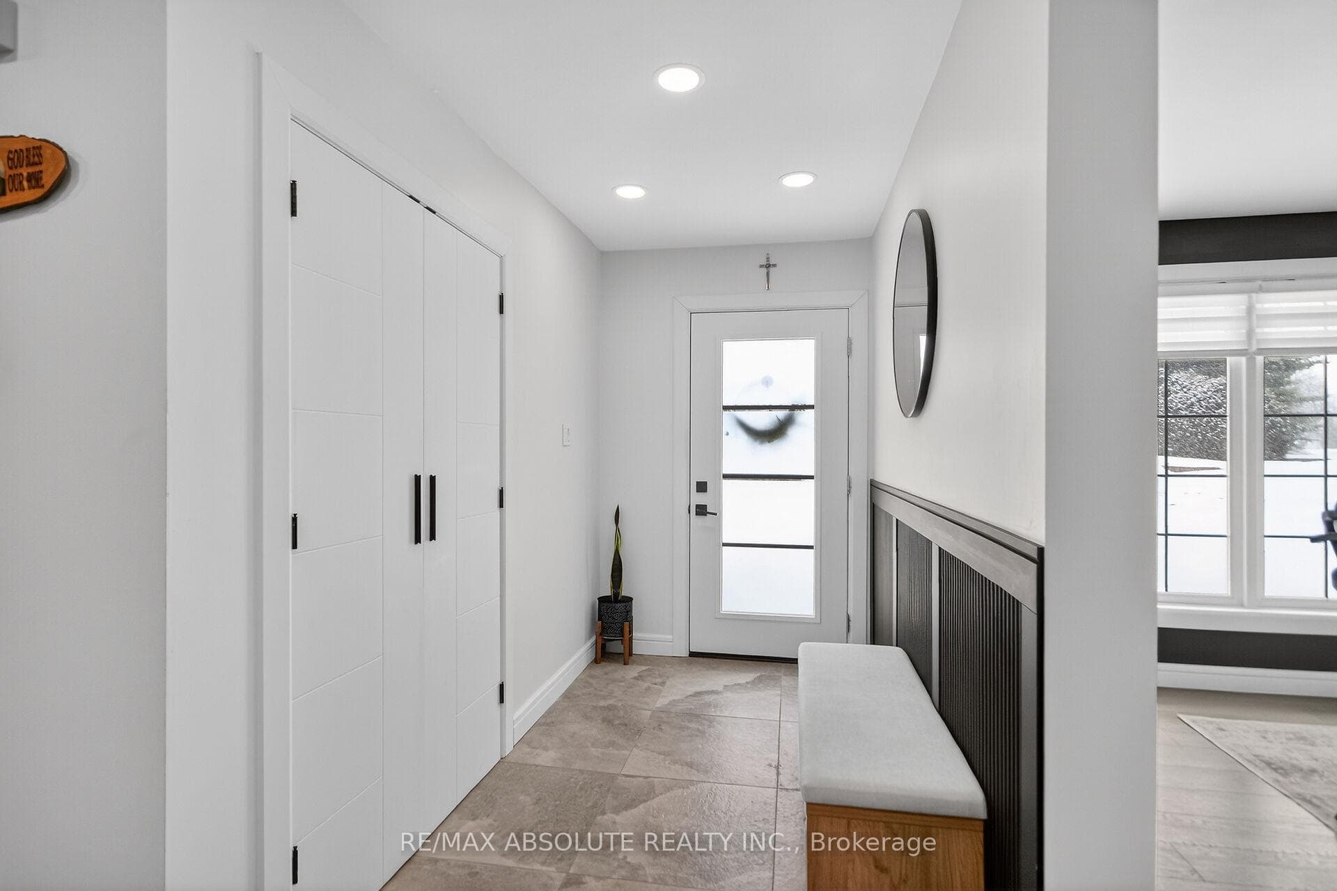 6560 Michelangelo Court photo 2