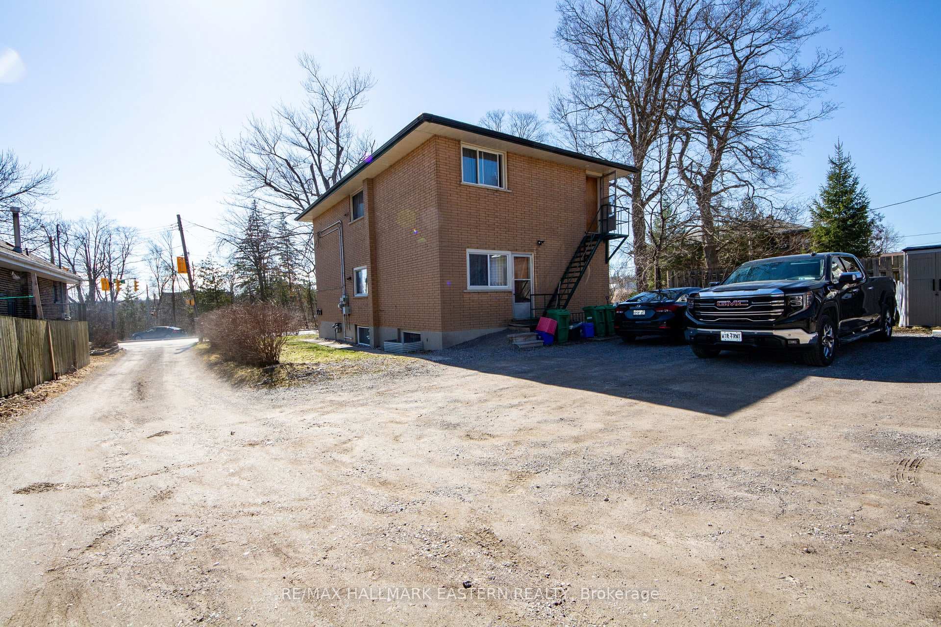722 Chemong Road photo 3