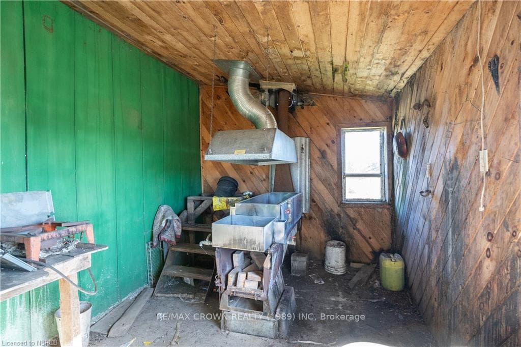 537 FARMERS Line photo 22