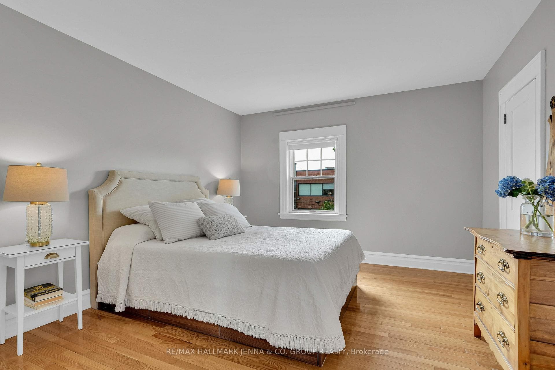 50 Willard Street photo 21