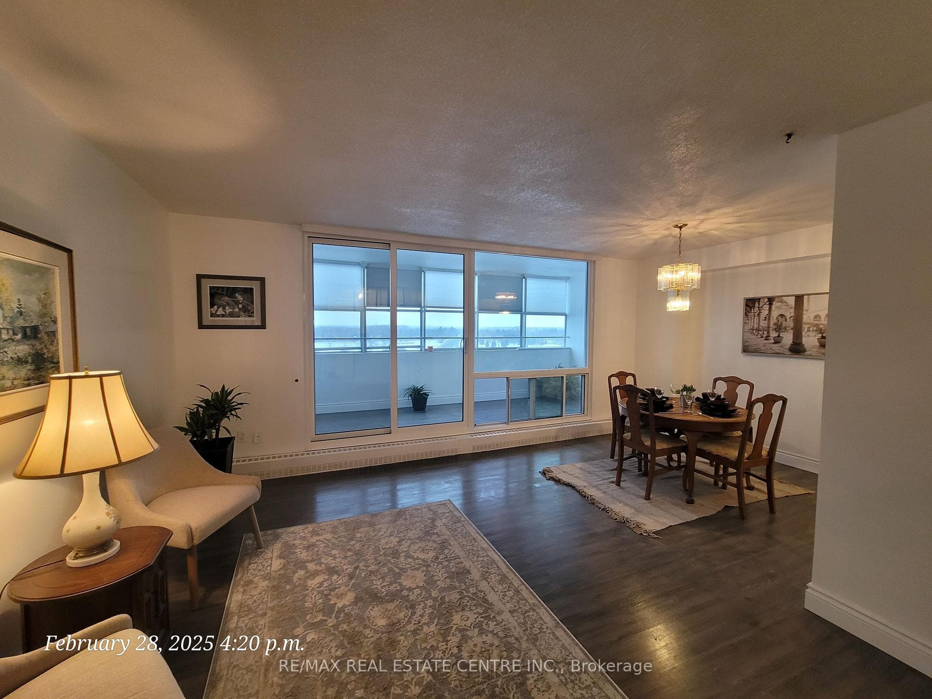 225 HARVARD Place photo 14