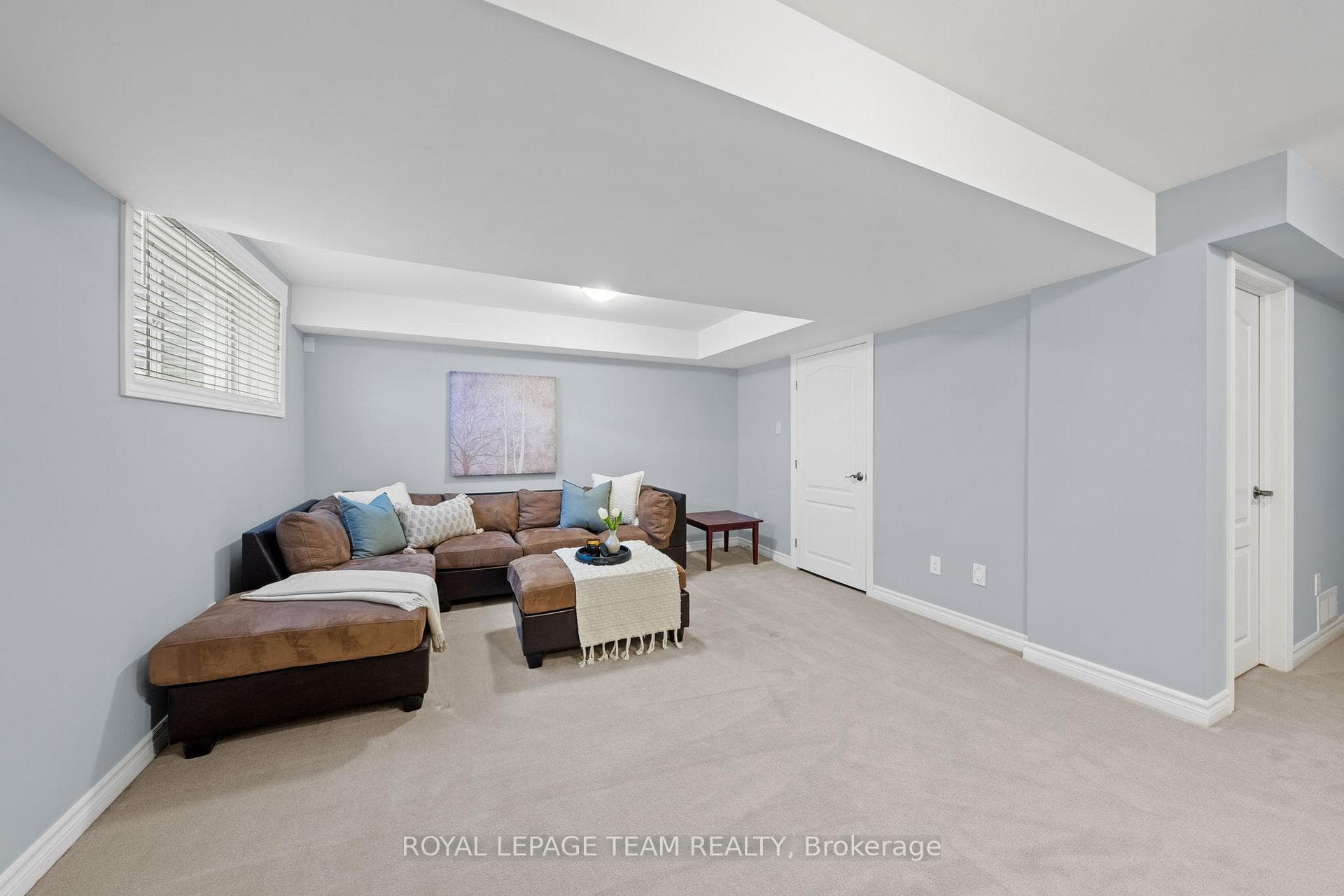 630 Moorpark Avenue photo 39