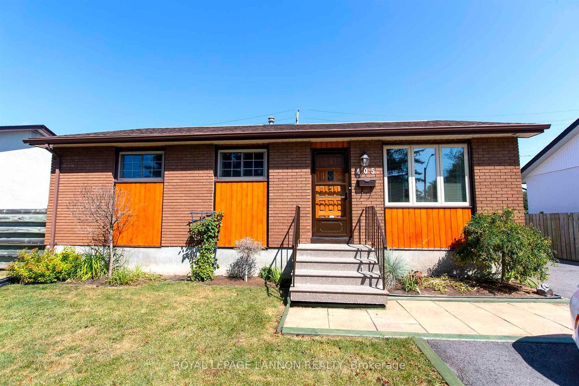 405 Pineview Byway photo 3