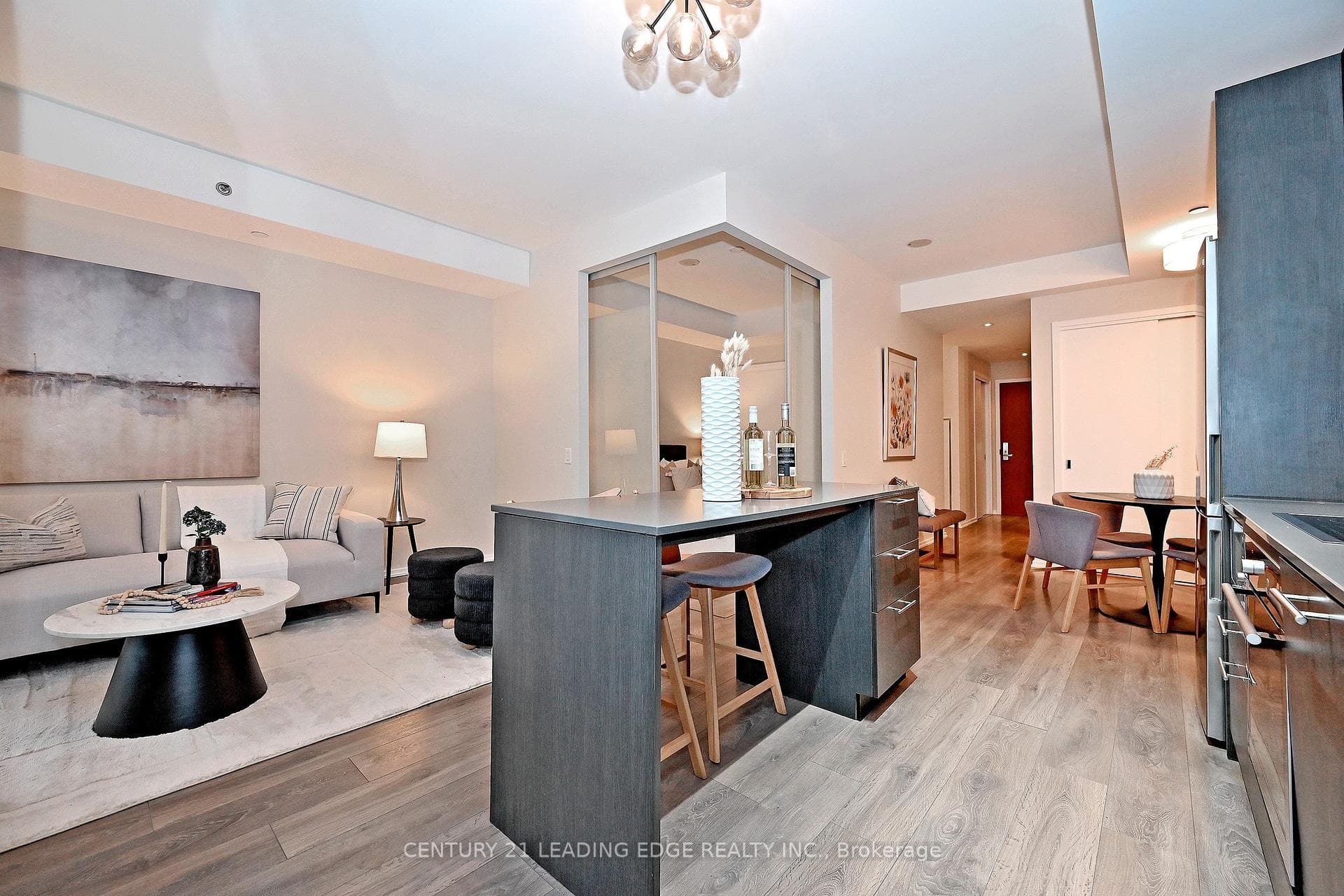 783 Bathurst Street Unit 215 photo 17