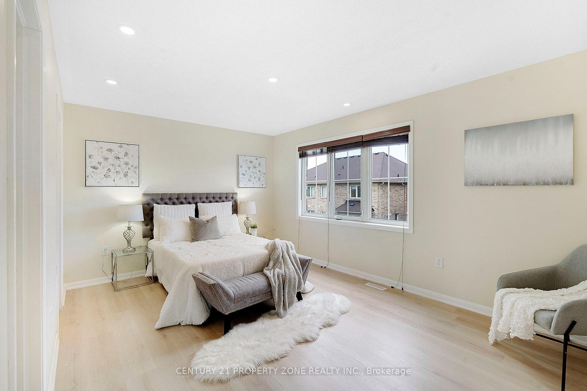 30 Apple Valley Way Drive photo 16