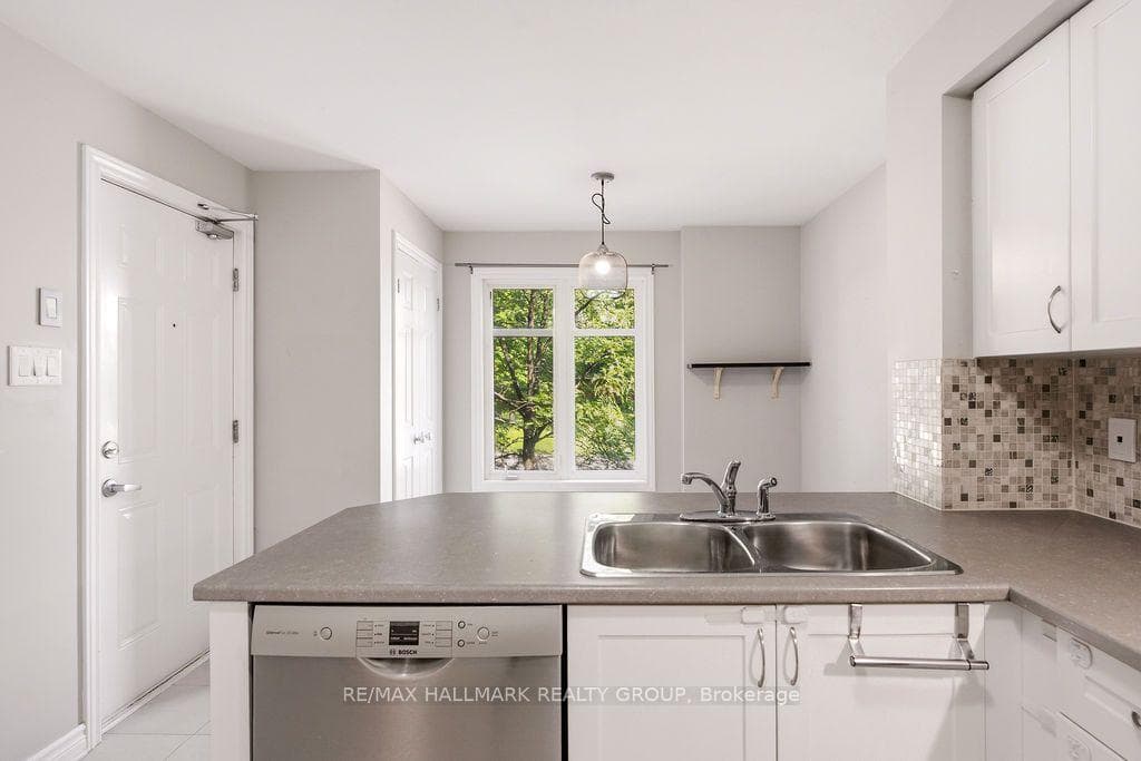 1124 Klondike Road Unit C photo 9