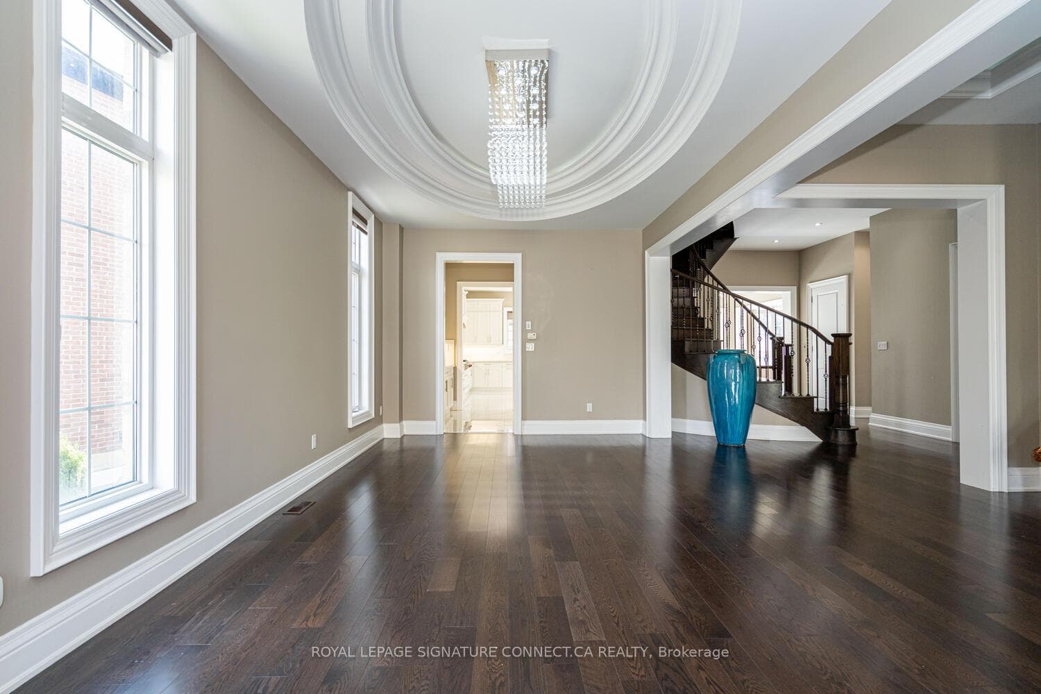 Formal Dinning room