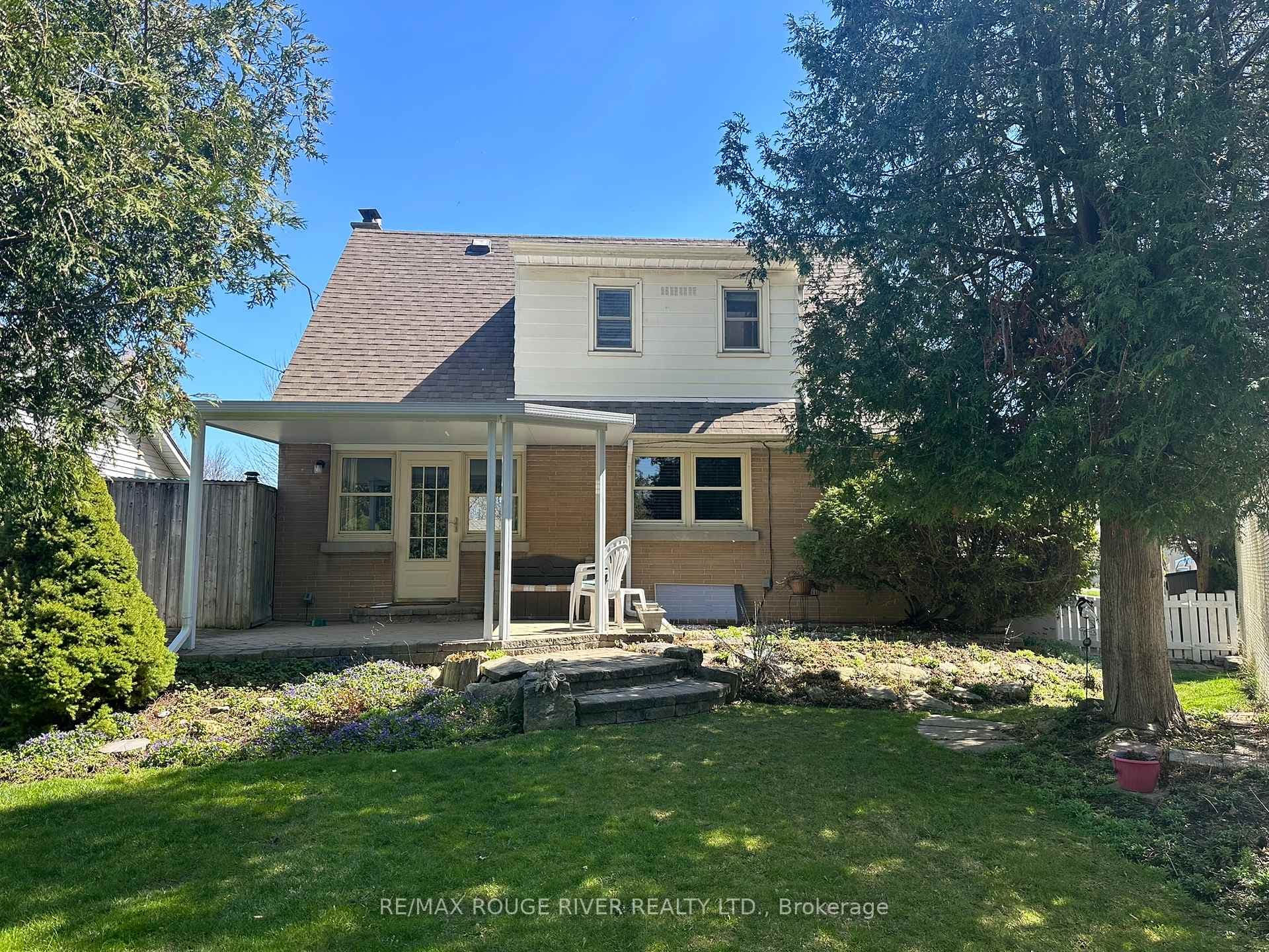 74 Forest Road photo 36