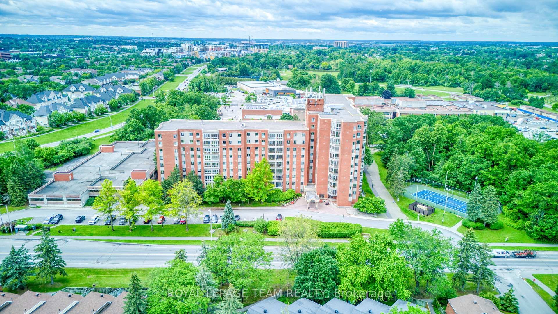 960 Teron Road Unit 401 photo 1