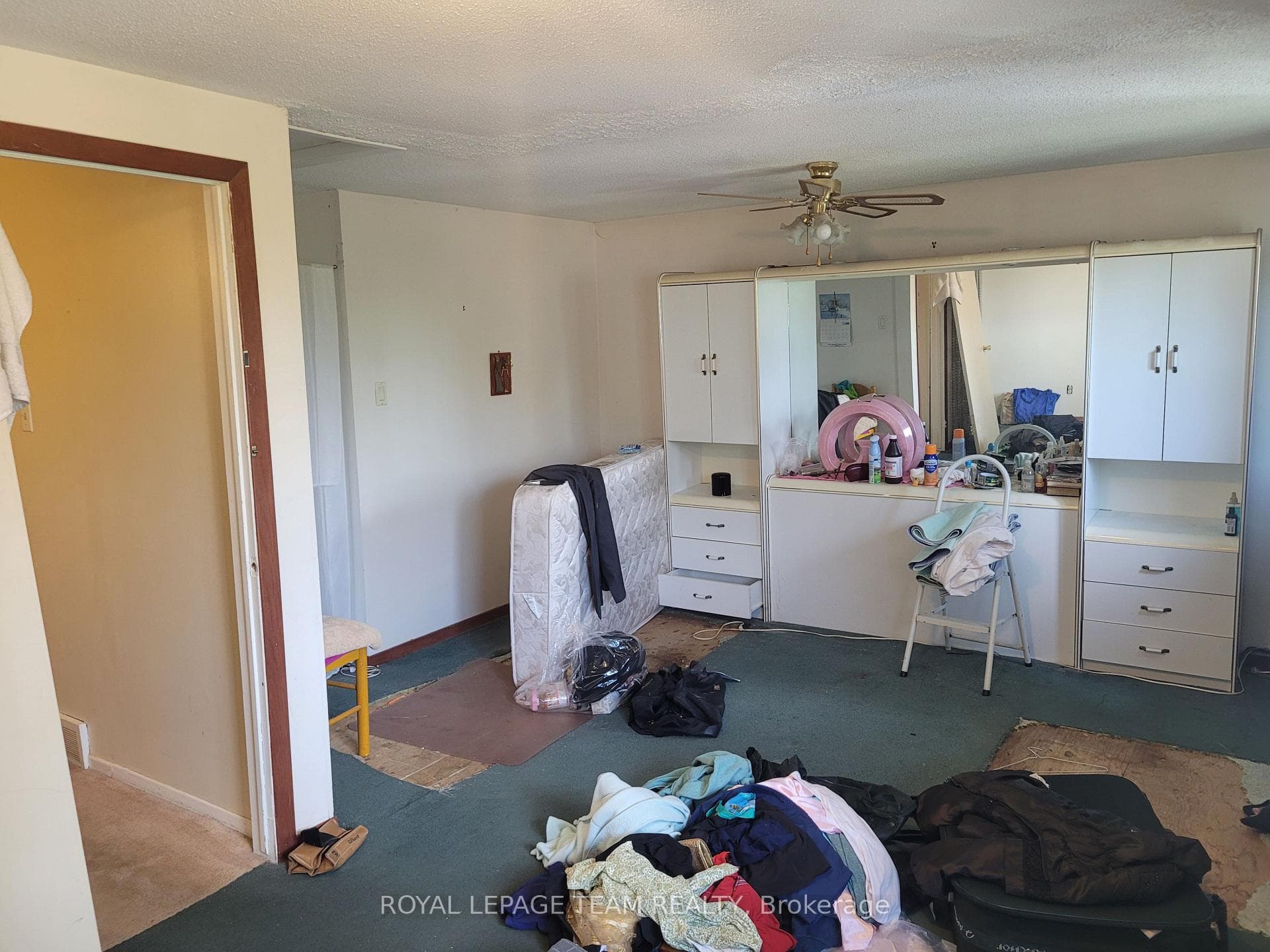 438F Moodie Drive photo 6