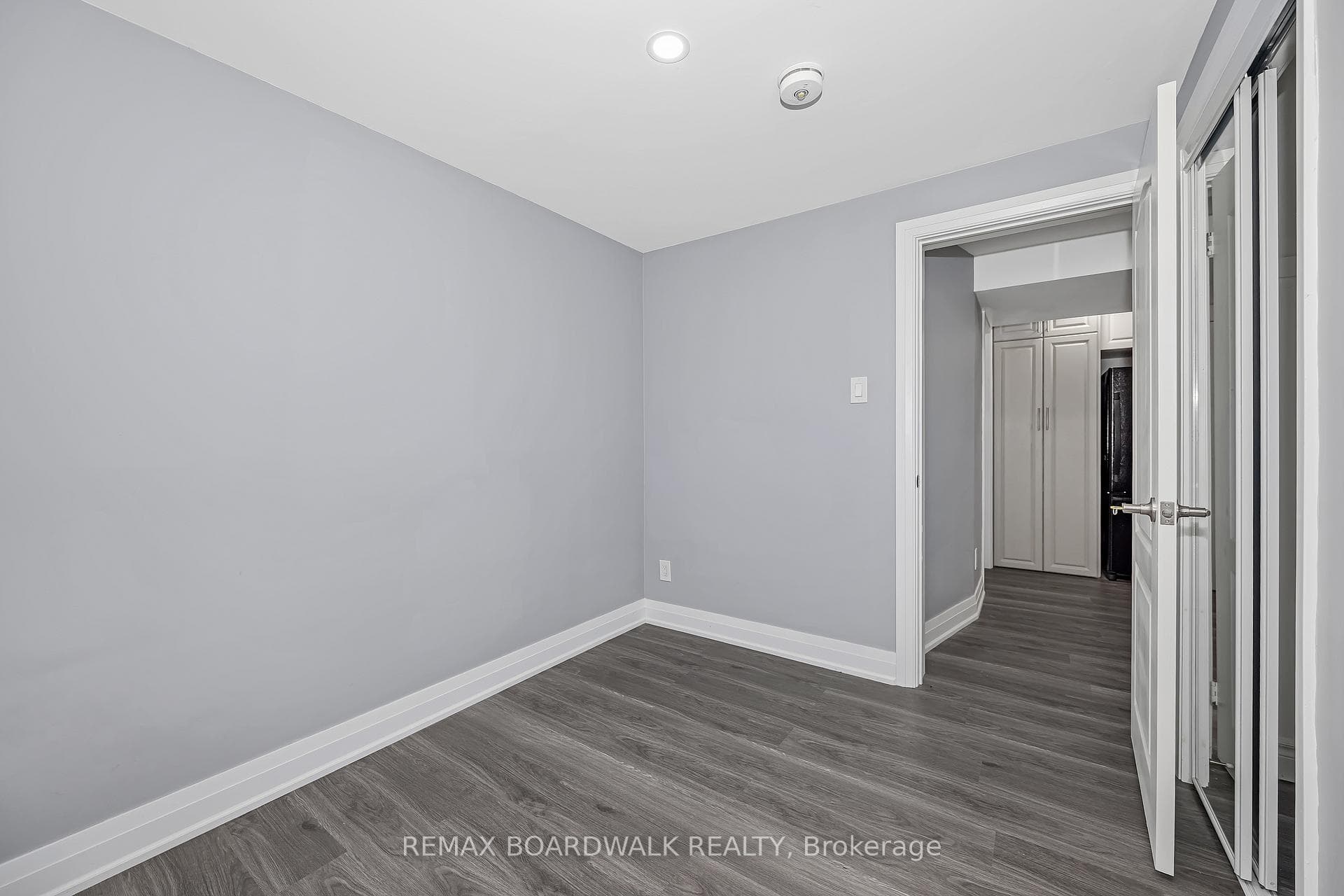 956 Garwood Avenue photo 29