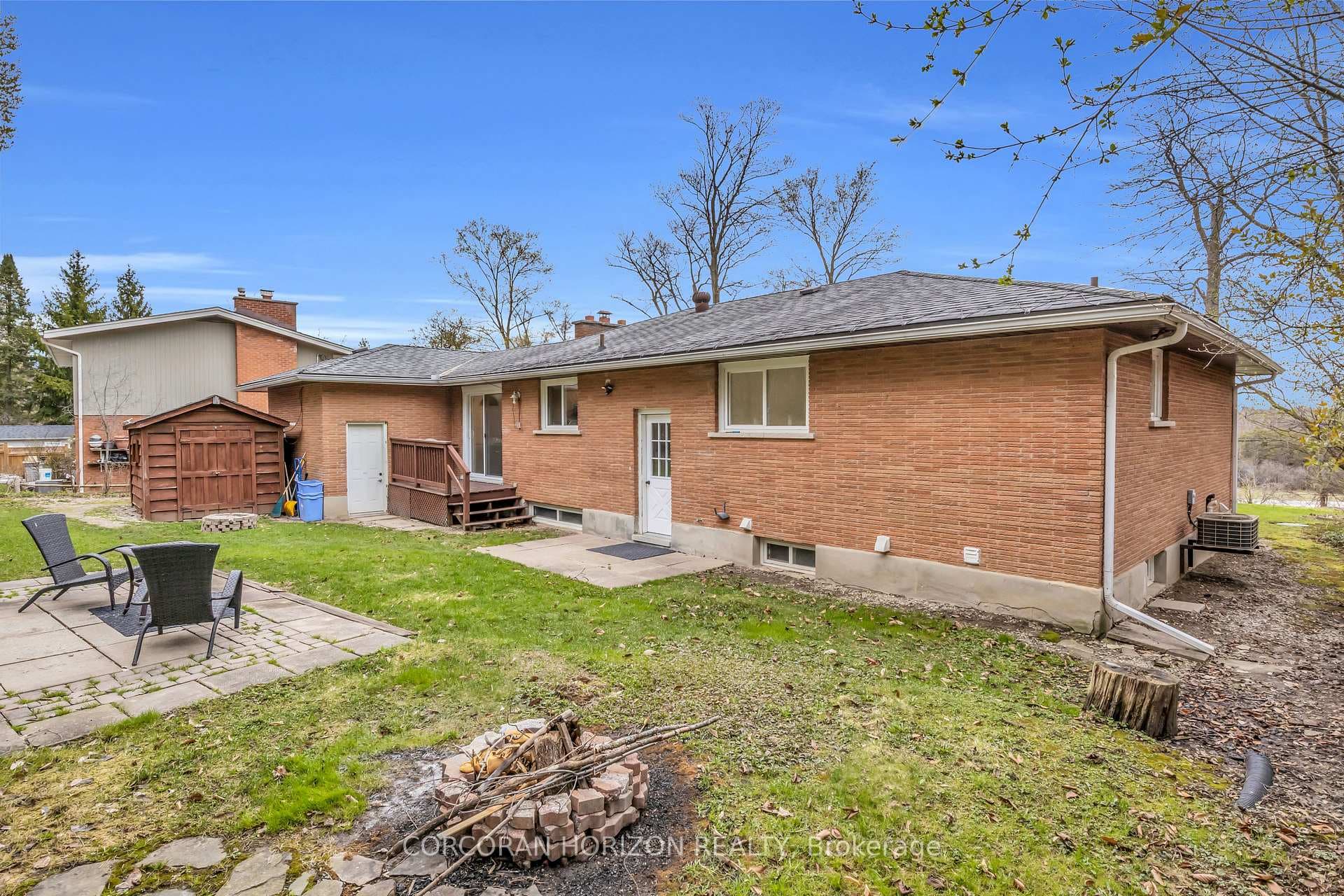 7226 Wellington Road photo 44