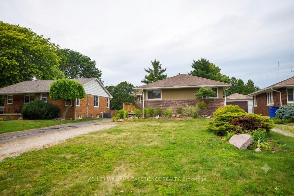 59 Wiltshire Drive photo 3
