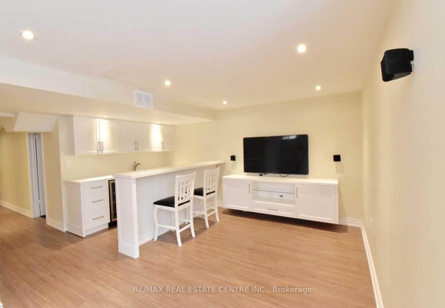 5468 Fudge Terrace photo 16