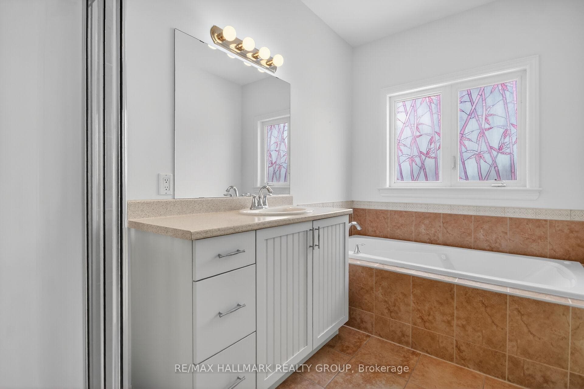 445 Landswood Way photo 29