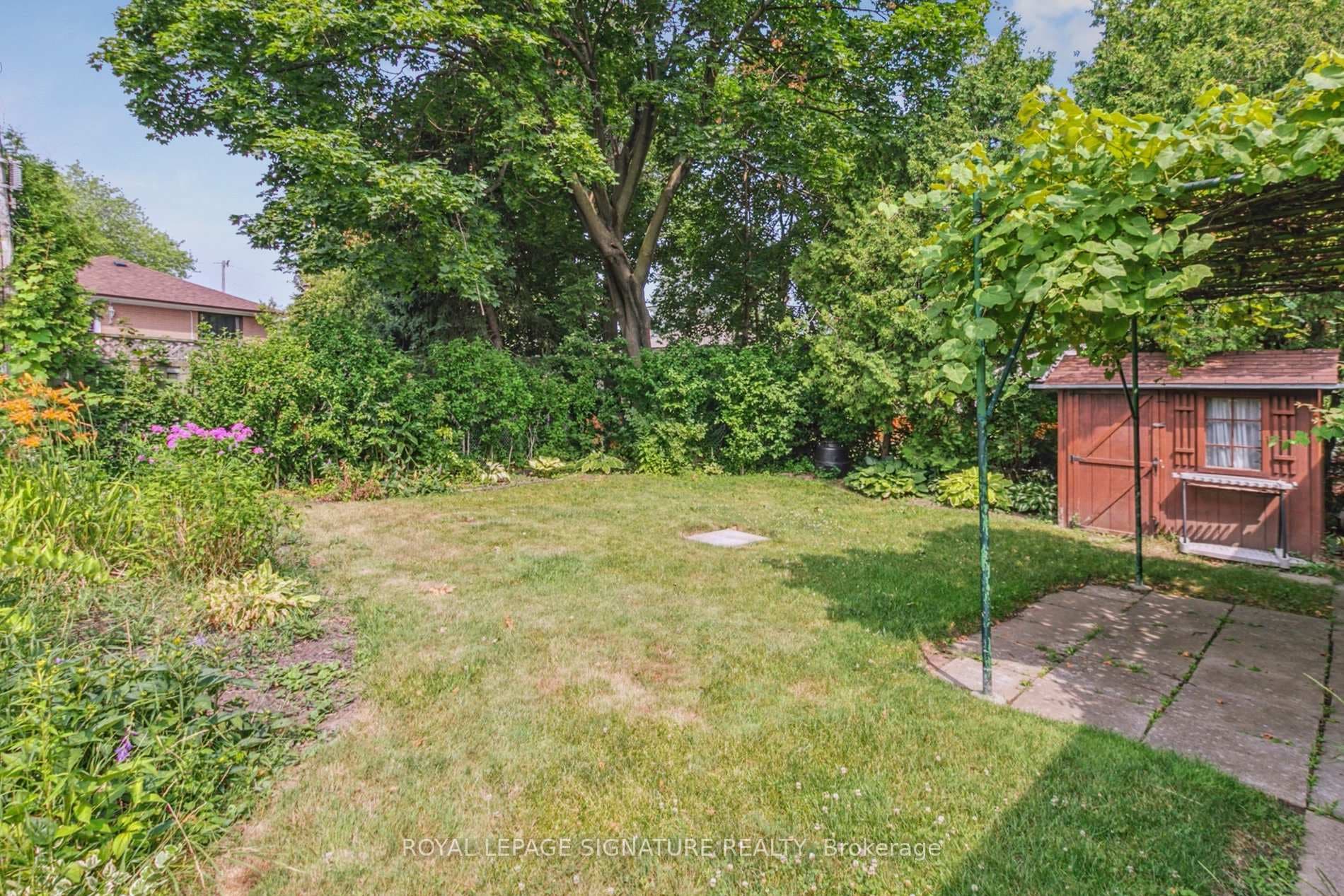 54 Neapolitan Drive photo 47