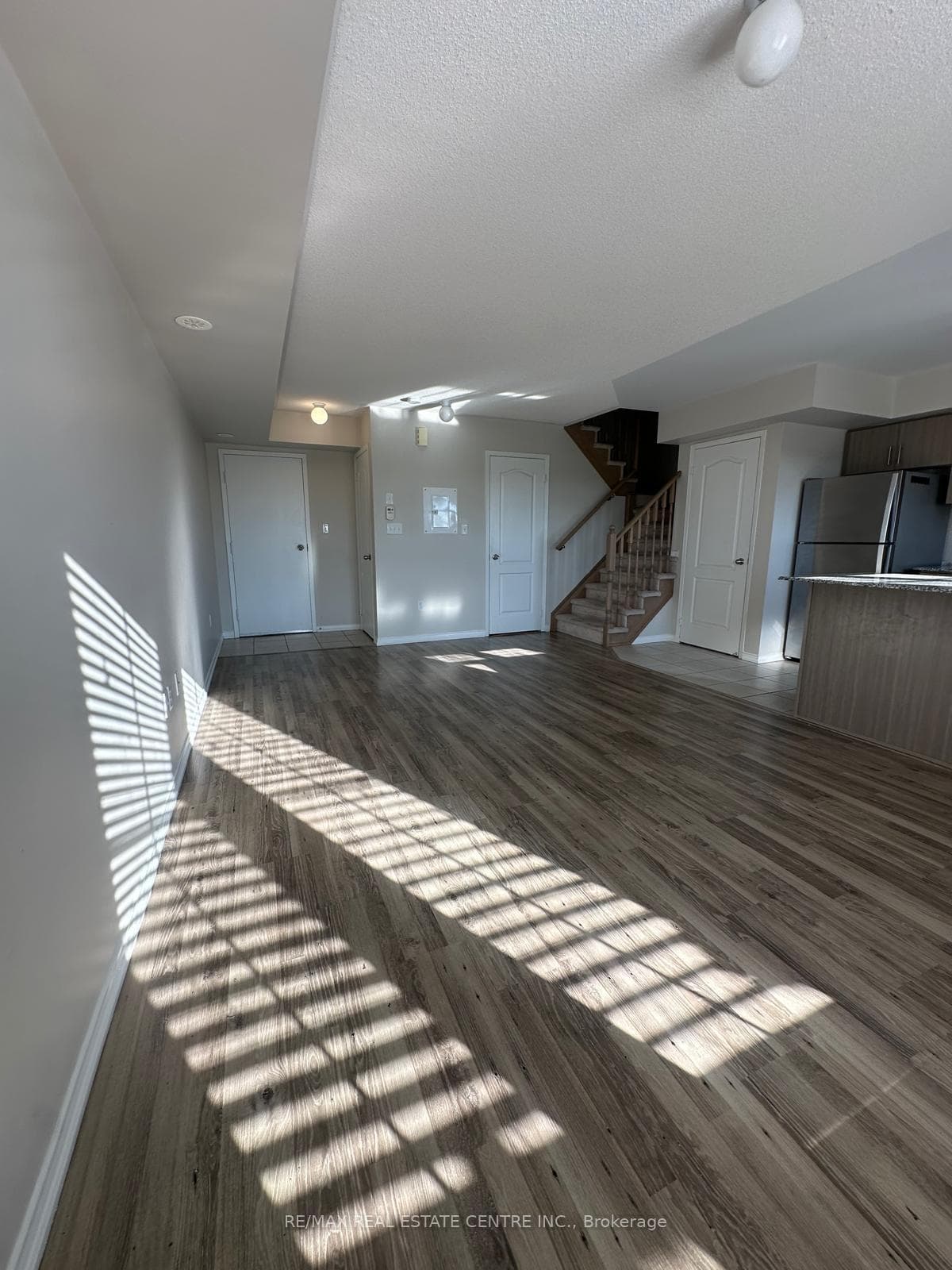 2504 Post Road Unit 10 photo 18
