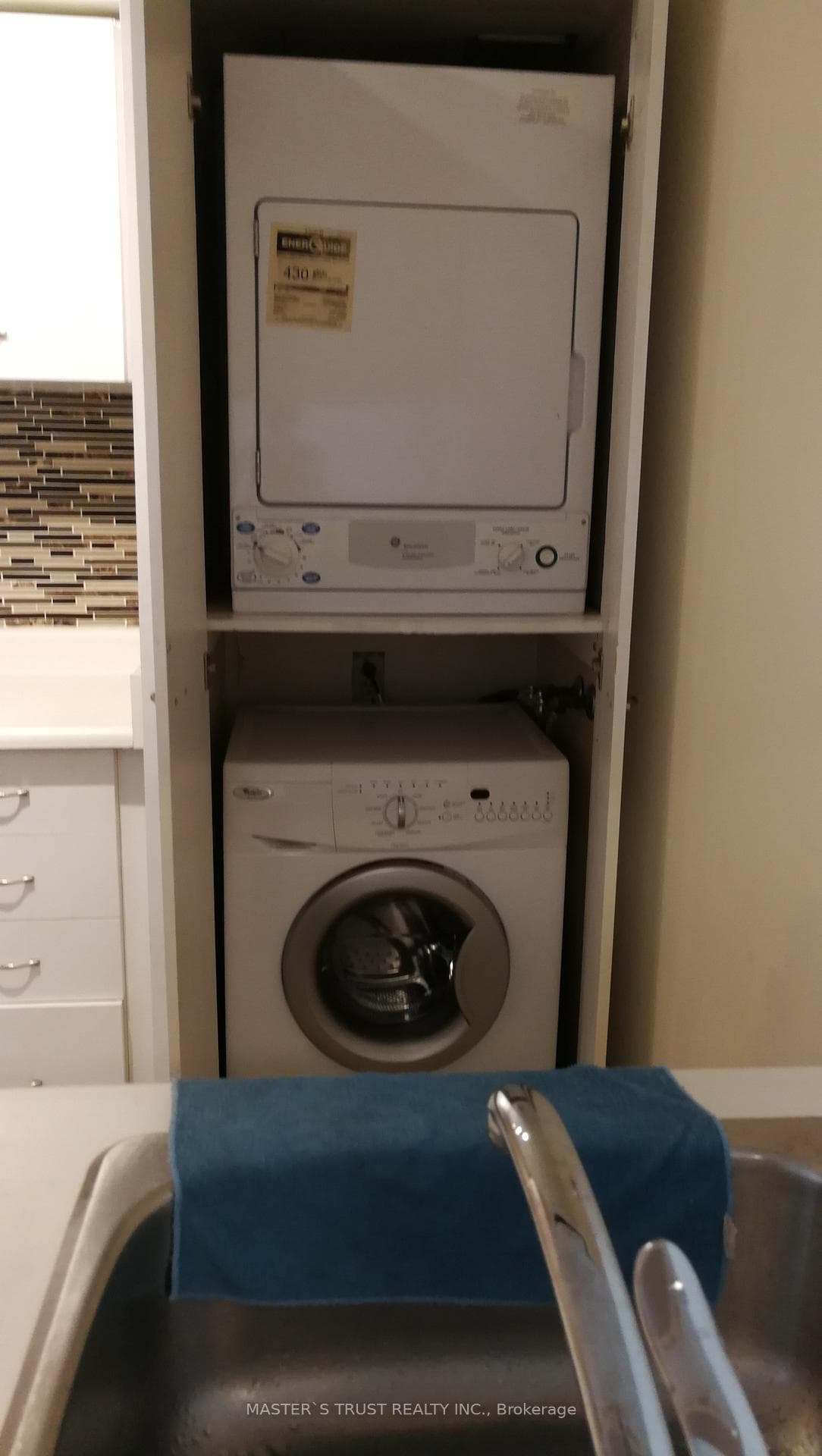1055 Bay Street Unit 2009 photo 15