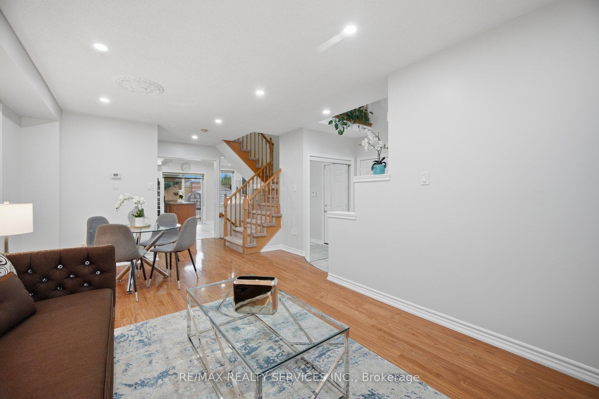 44 Brambirch Crescent photo 9