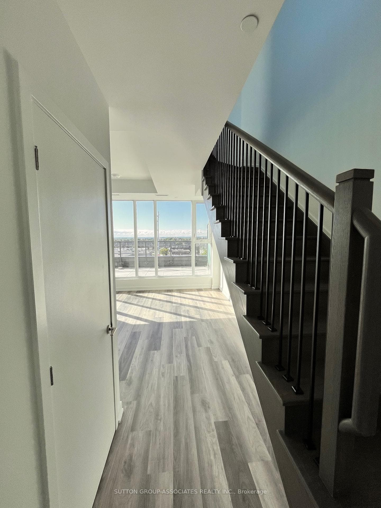 880 The Queensway N/A Unit 708 photo 9