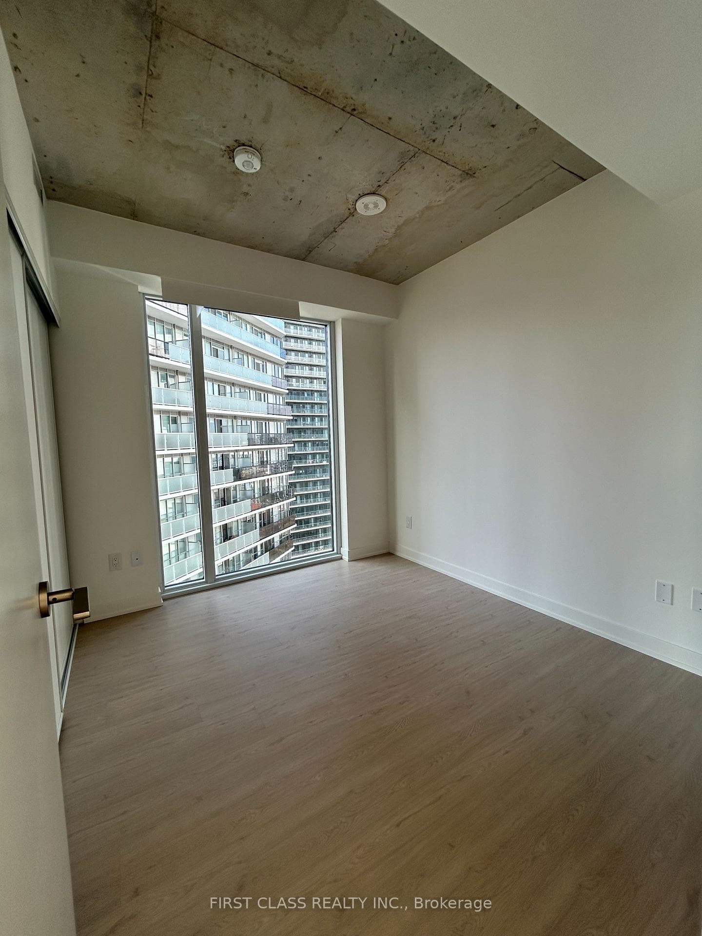 65 Mutual Street Unit 2606 photo 12