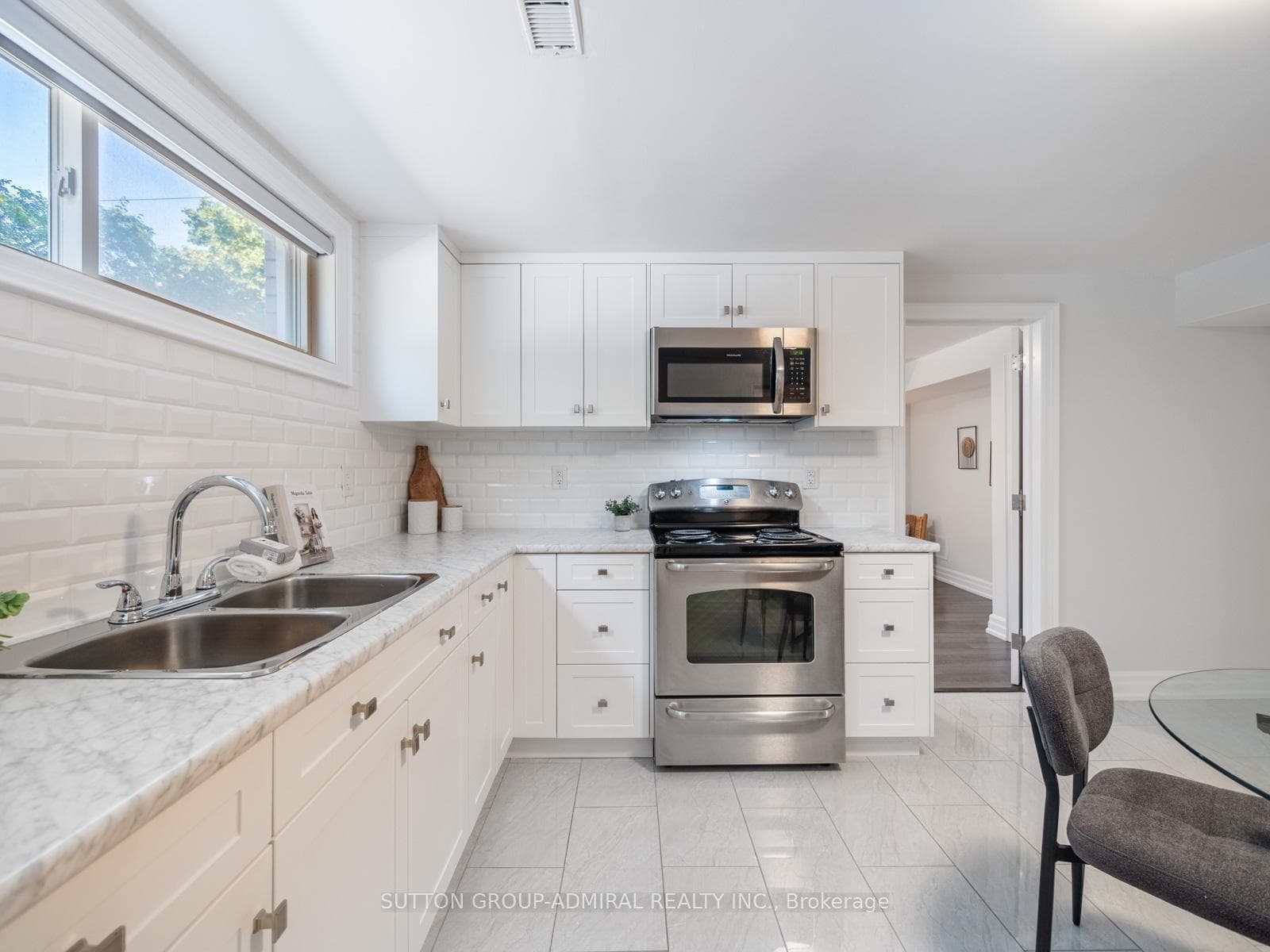 10 Terrydale--Basement Drive photo 7