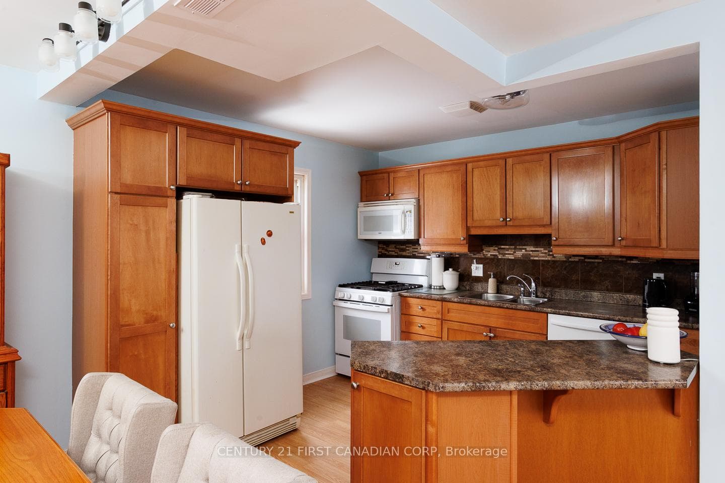 1227 Victoria Drive photo 17