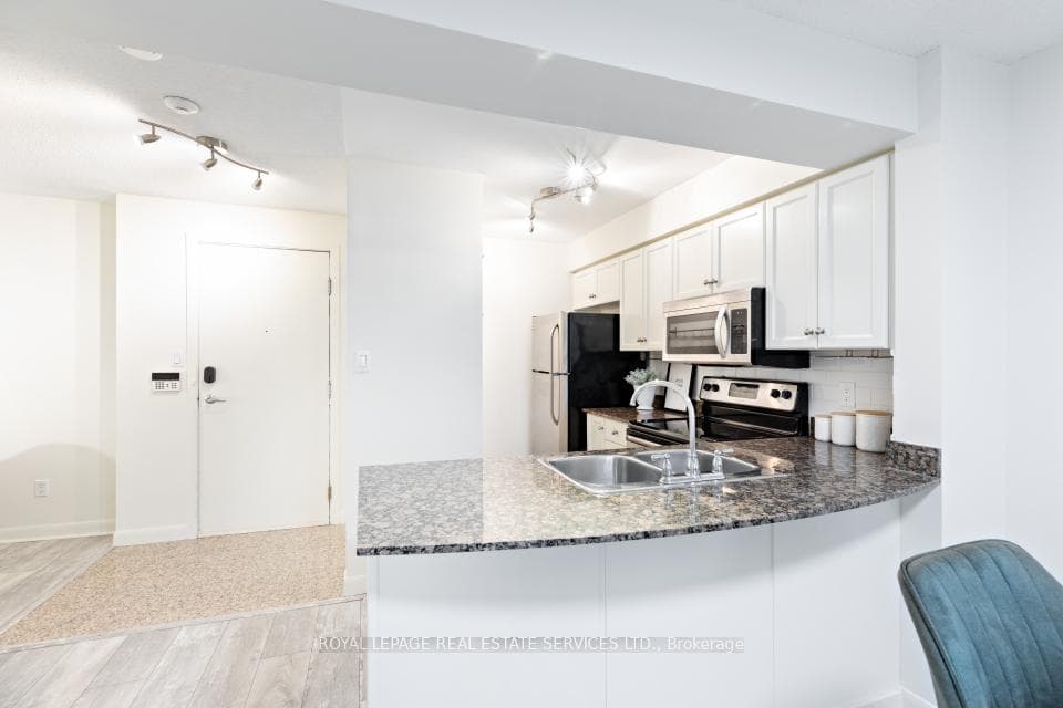 313 Richmond Street Unit 451 photo 9
