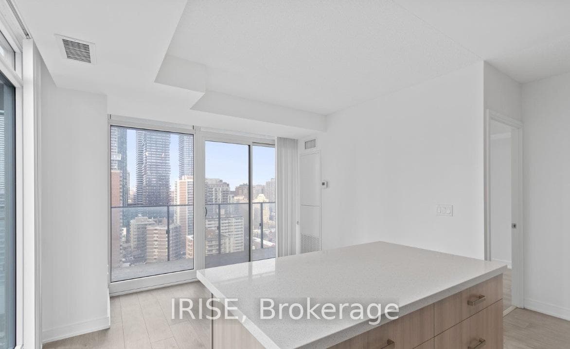 50 Wellesley Street Unit 2602 photo 4
