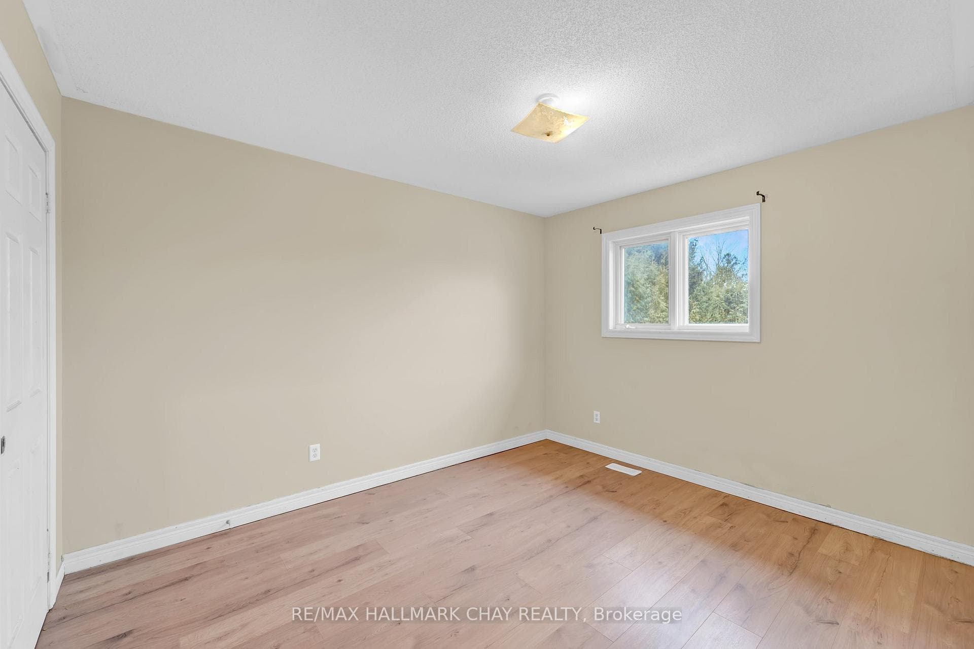 20 McGinty Court photo 25