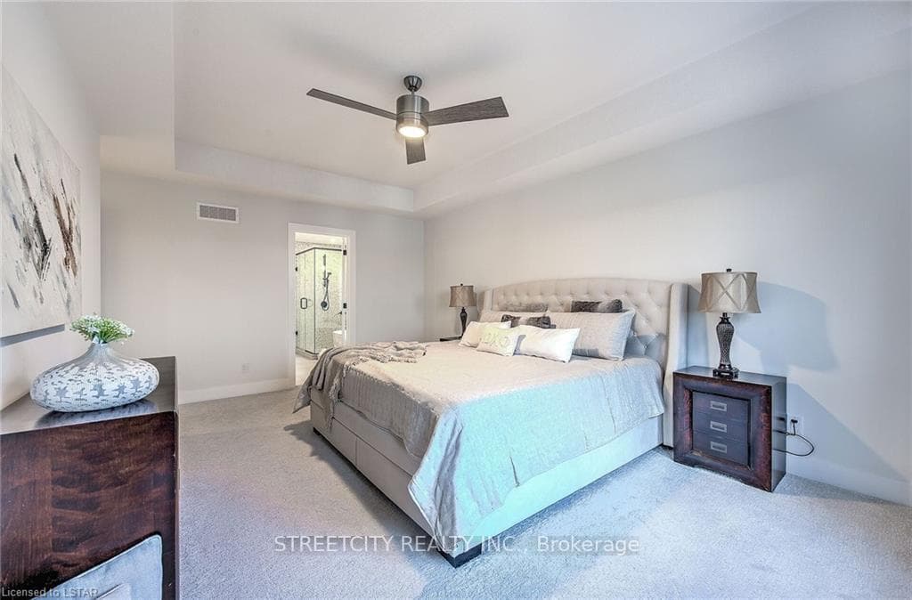 1871 FOUNTAIN GRASS Drive photo 23