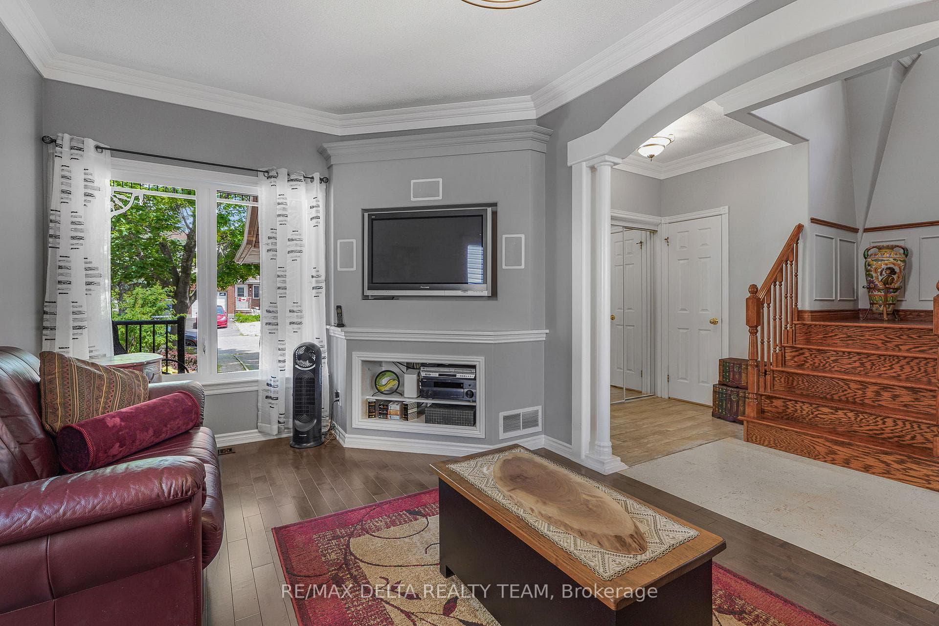 2040 Sunland Drive photo 10