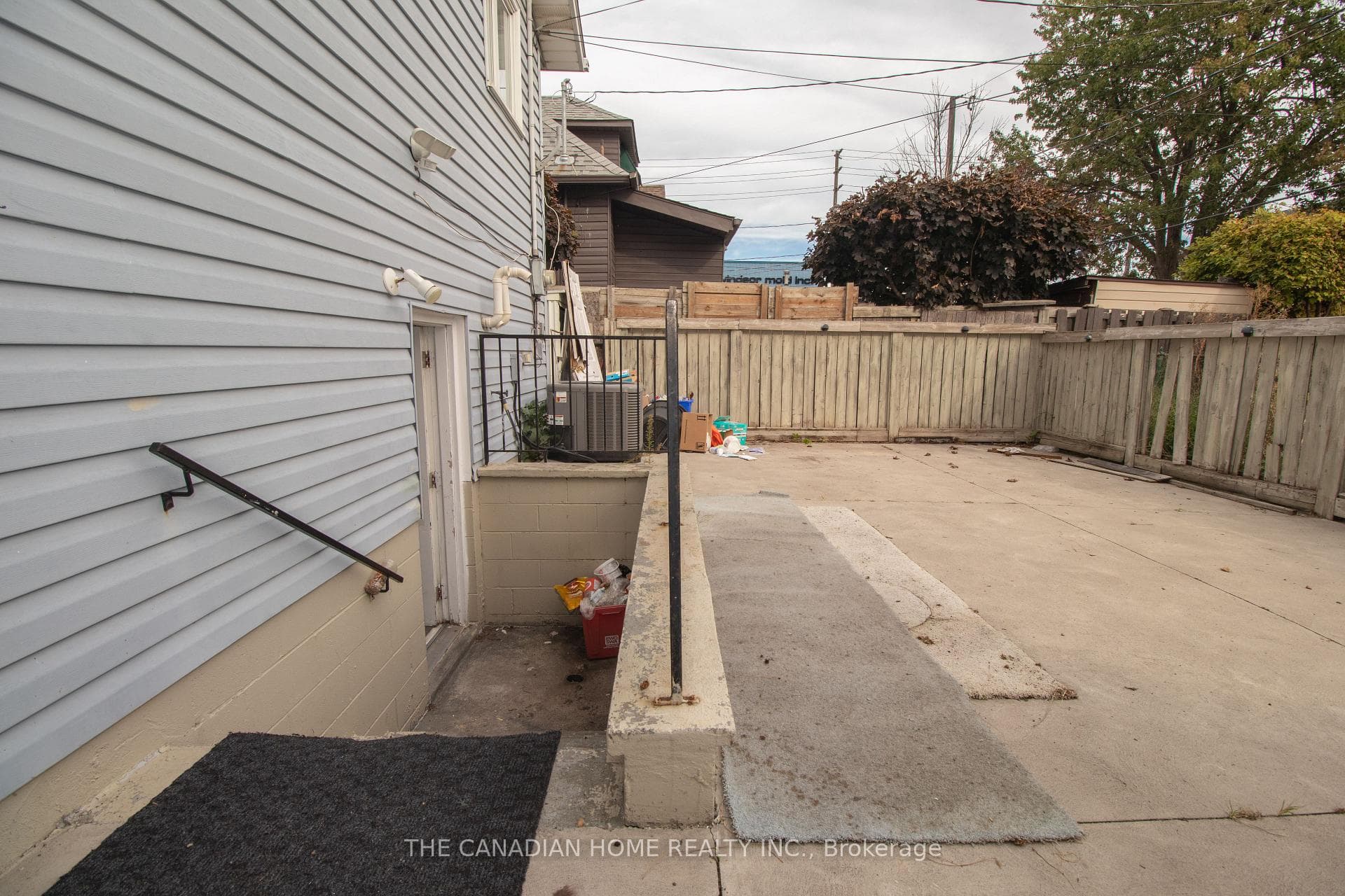 1618 HIGHLAND Avenue photo 13