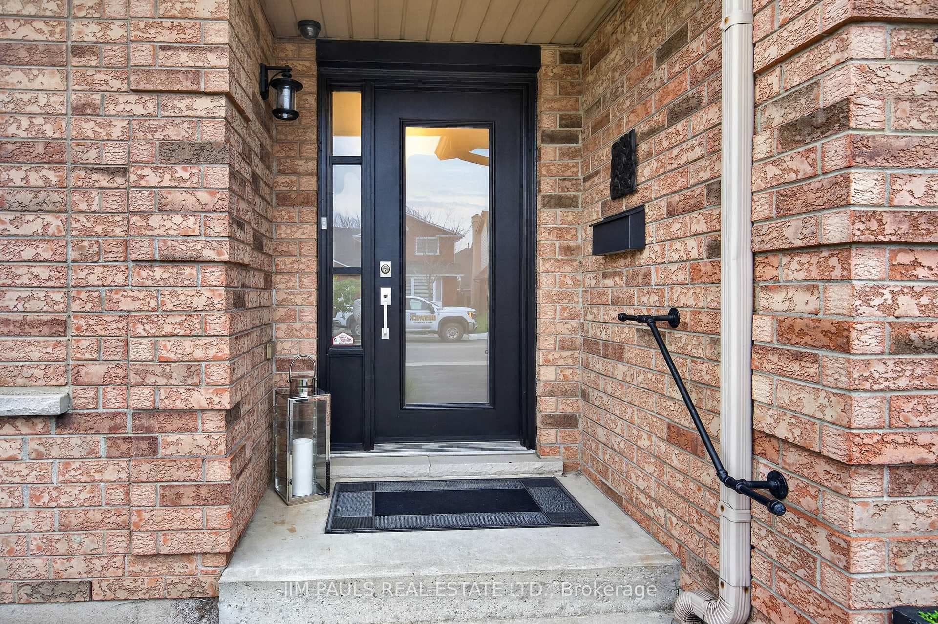 802 Upper Horning Road photo 2