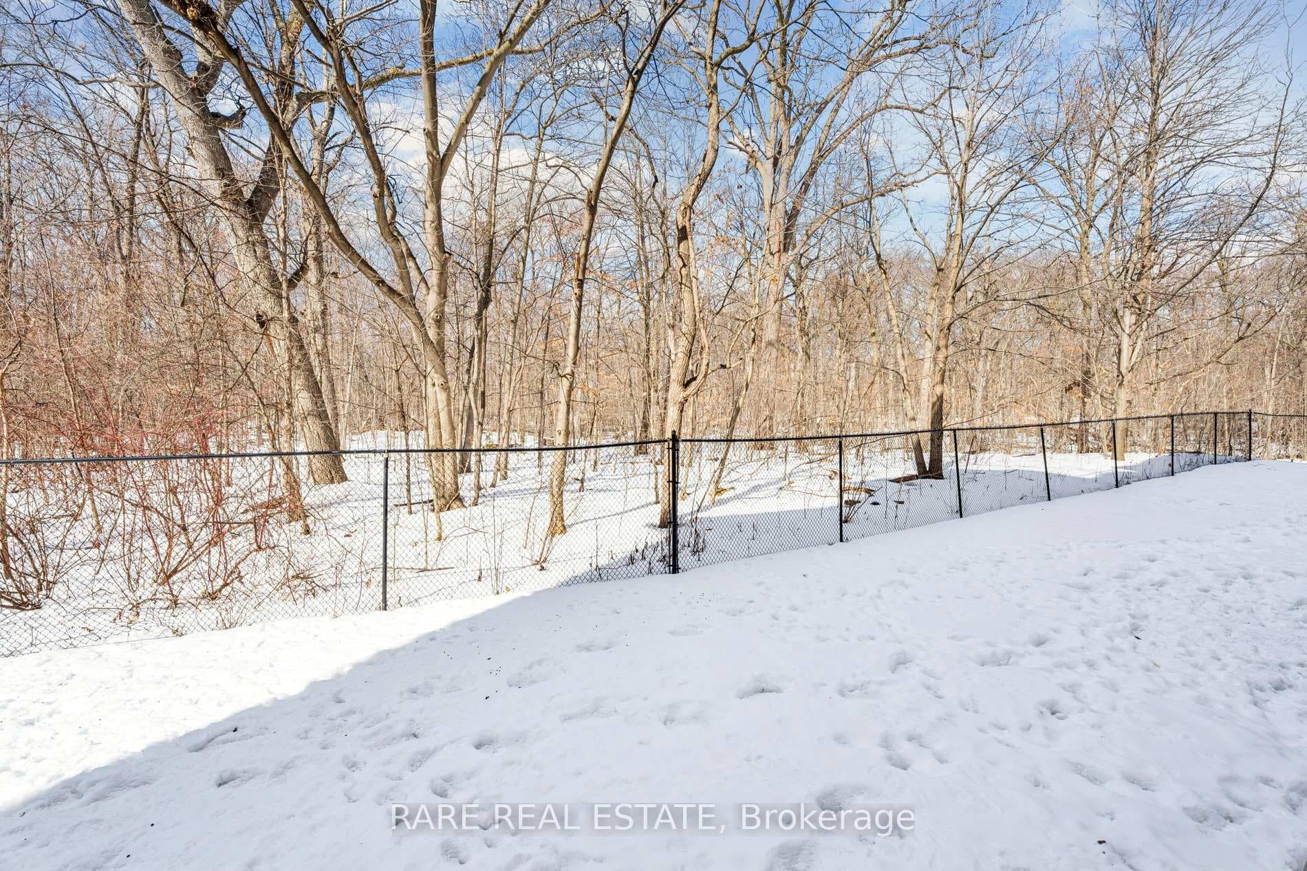 2075 Appleby Line Unit 101 photo 24