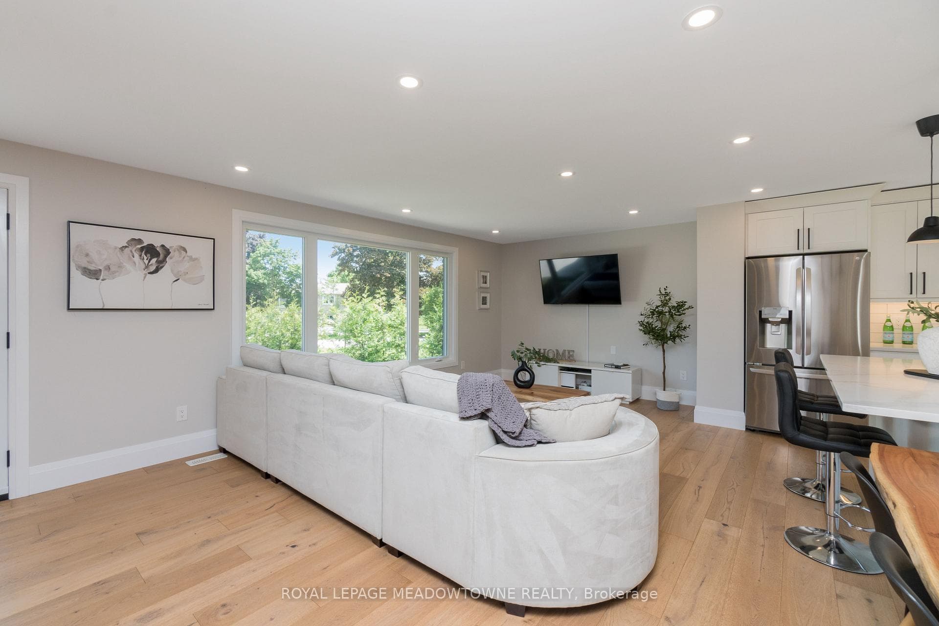 255 Mcdonald Boulevard photo 12