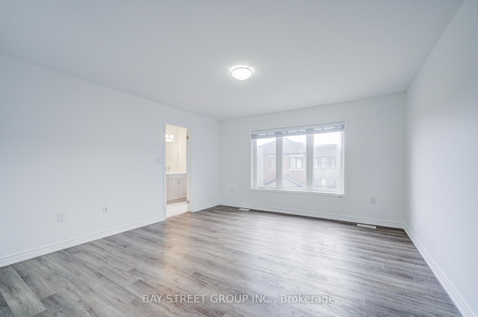 980 Logan Drive Unit 29 photo 29